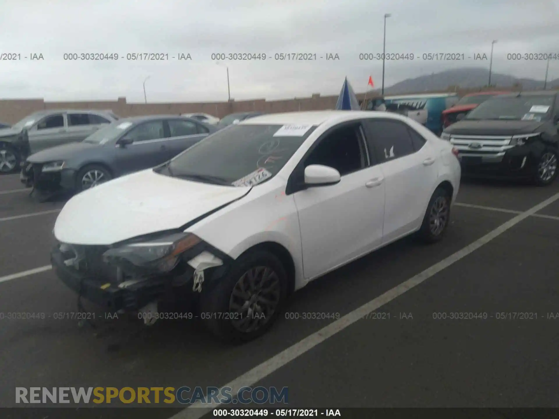 2 Photograph of a damaged car 2T1BURHE0KC160017 TOYOTA COROLLA 2019