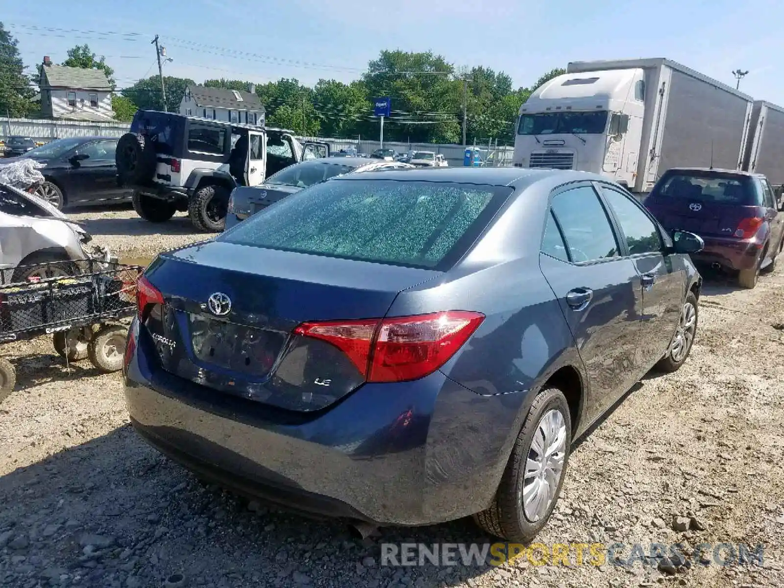 4 Photograph of a damaged car 2T1BURHE0KC160454 TOYOTA COROLLA 2019