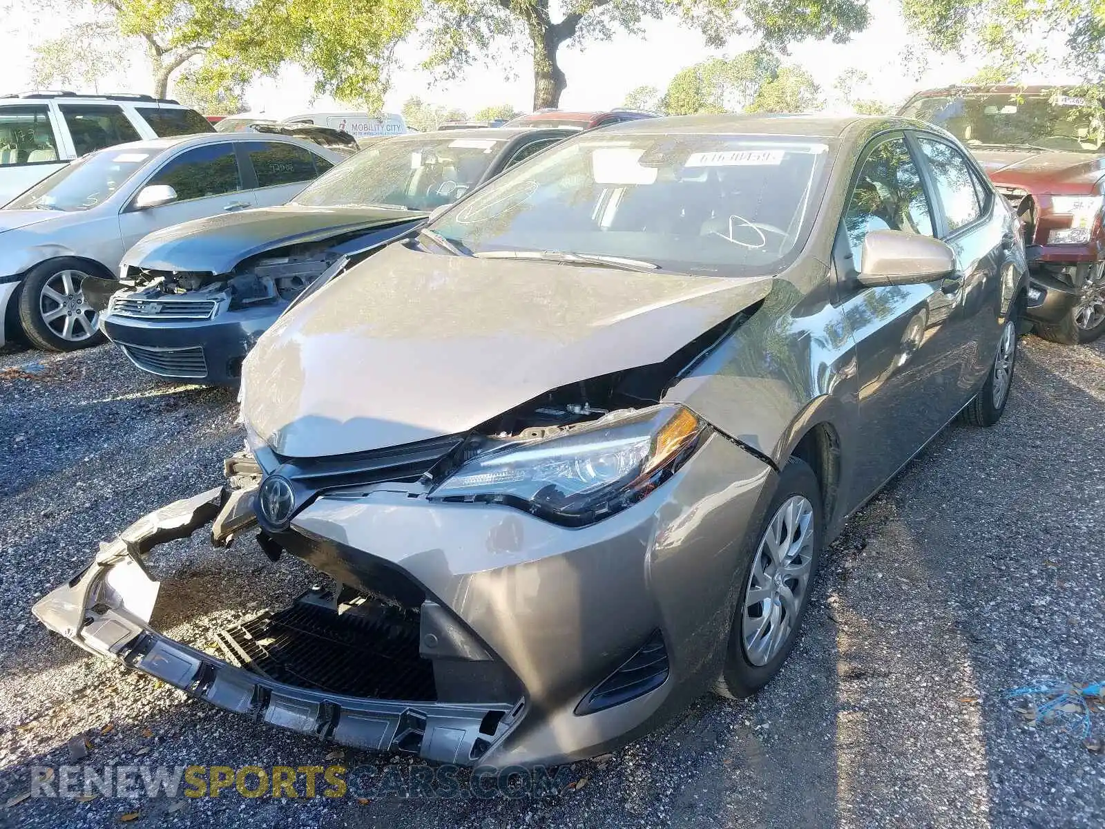 2 Photograph of a damaged car 2T1BURHE0KC191722 TOYOTA COROLLA 2019