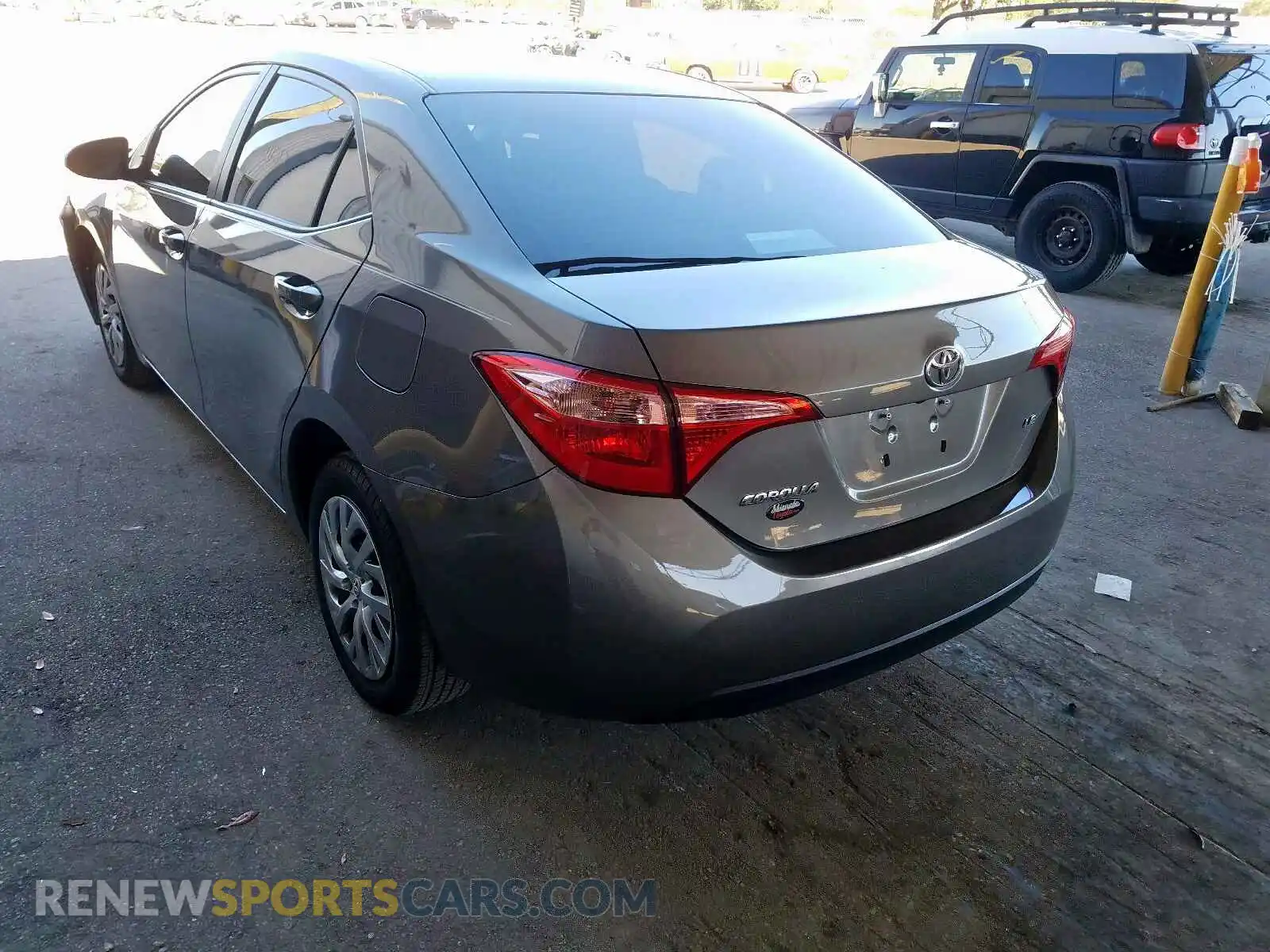 3 Photograph of a damaged car 2T1BURHE0KC191722 TOYOTA COROLLA 2019