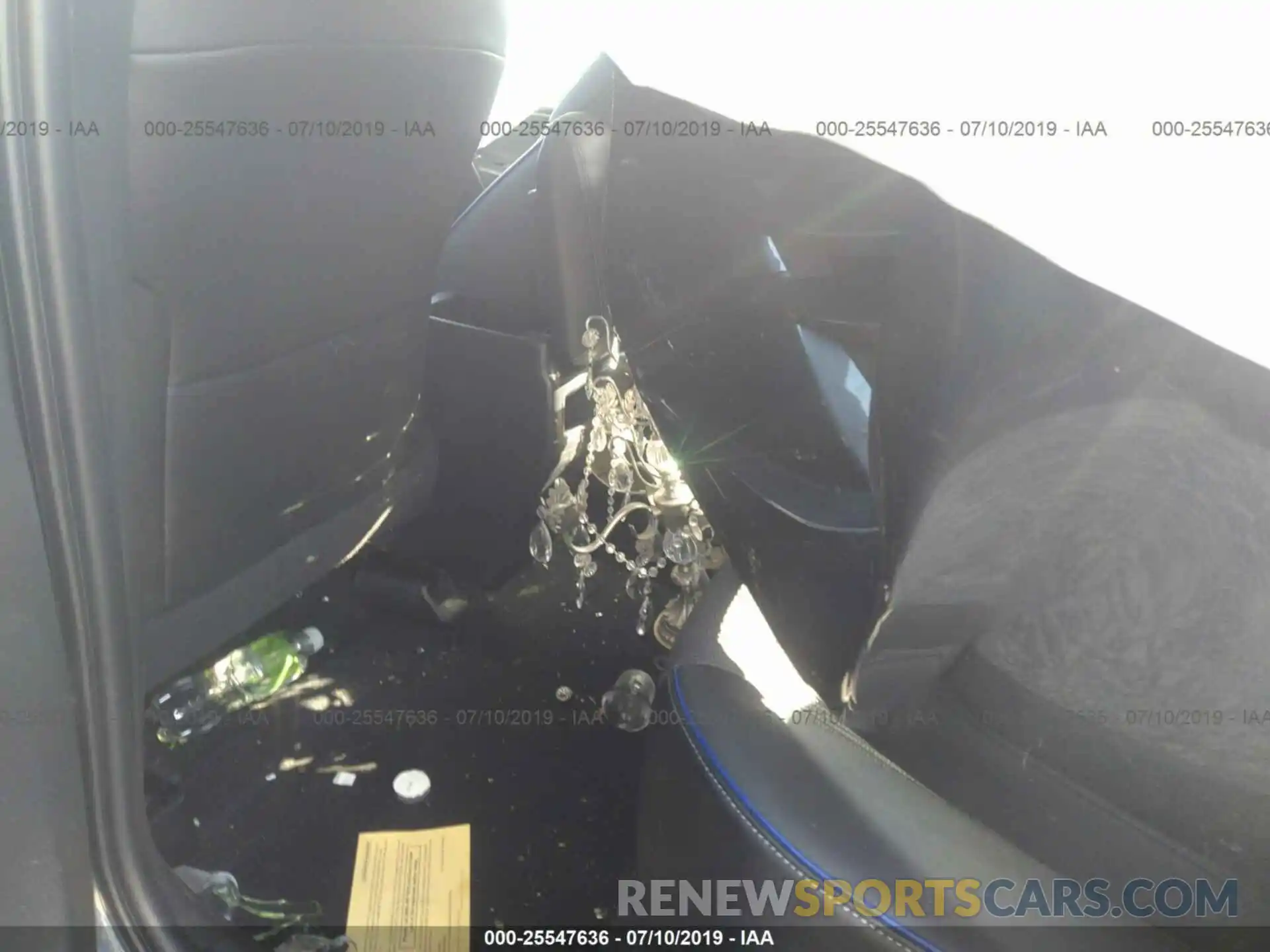 8 Photograph of a damaged car 2T1BURHE0KC202332 TOYOTA COROLLA 2019