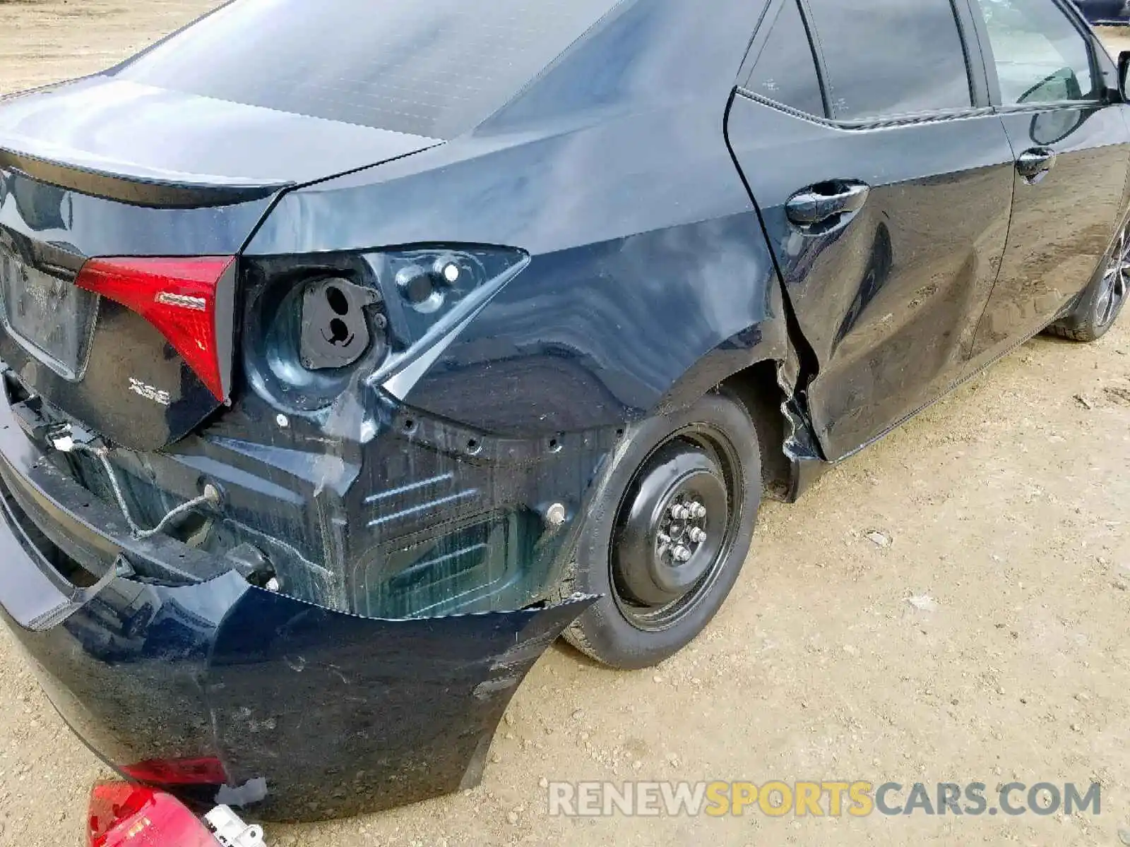 9 Photograph of a damaged car 2T1BURHE0KC211757 TOYOTA COROLLA 2019