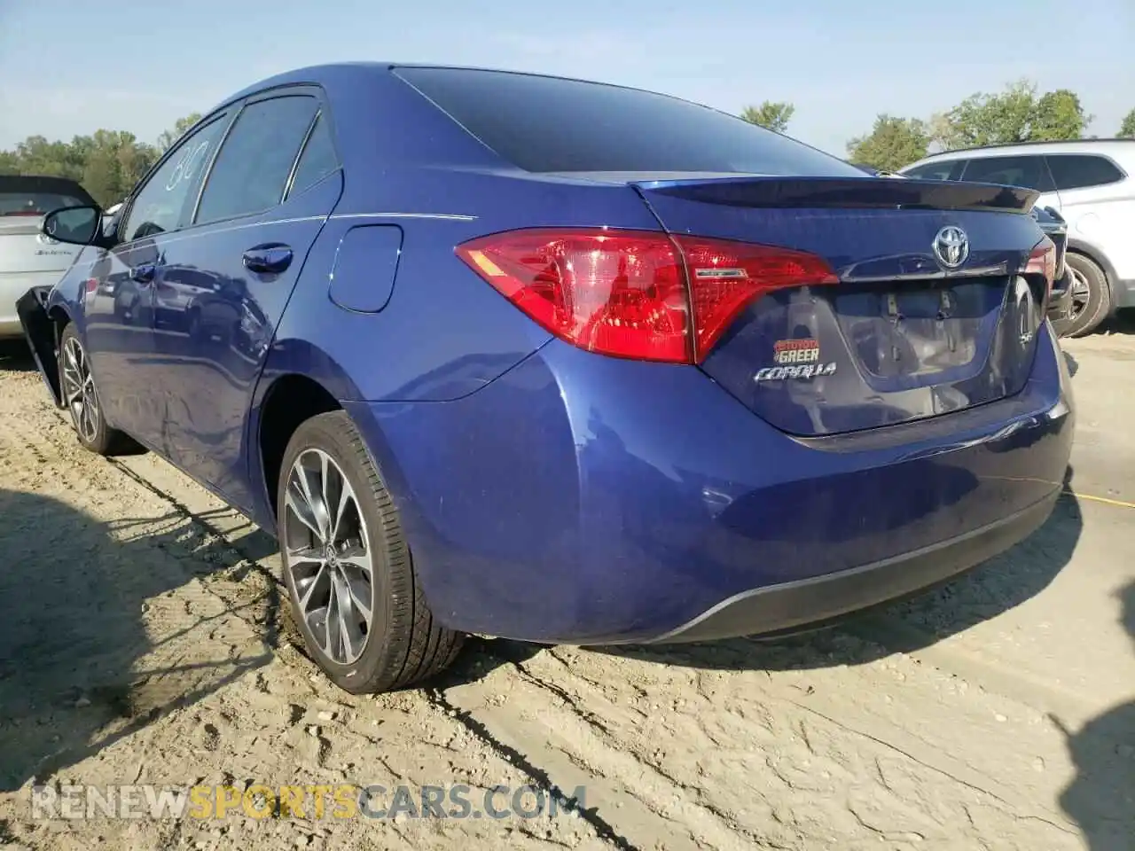 3 Photograph of a damaged car 2T1BURHE0KC219079 TOYOTA COROLLA 2019