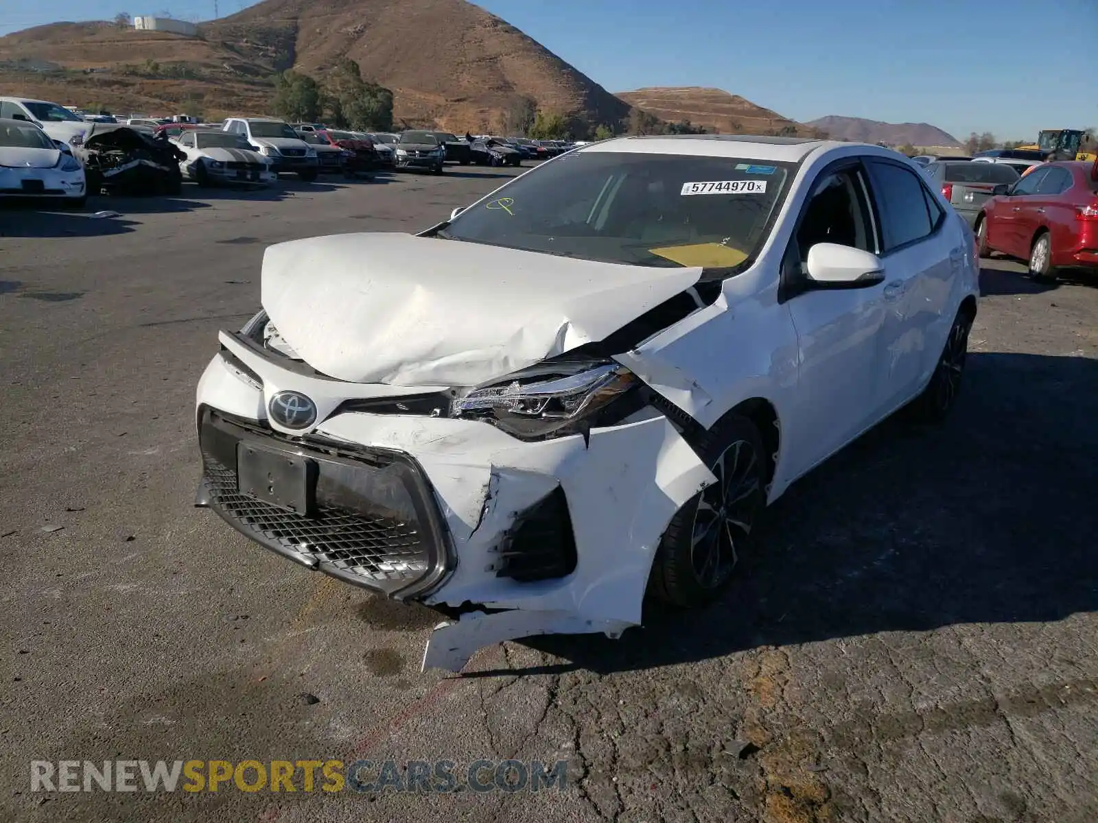 2 Photograph of a damaged car 2T1BURHE0KC233676 TOYOTA COROLLA 2019