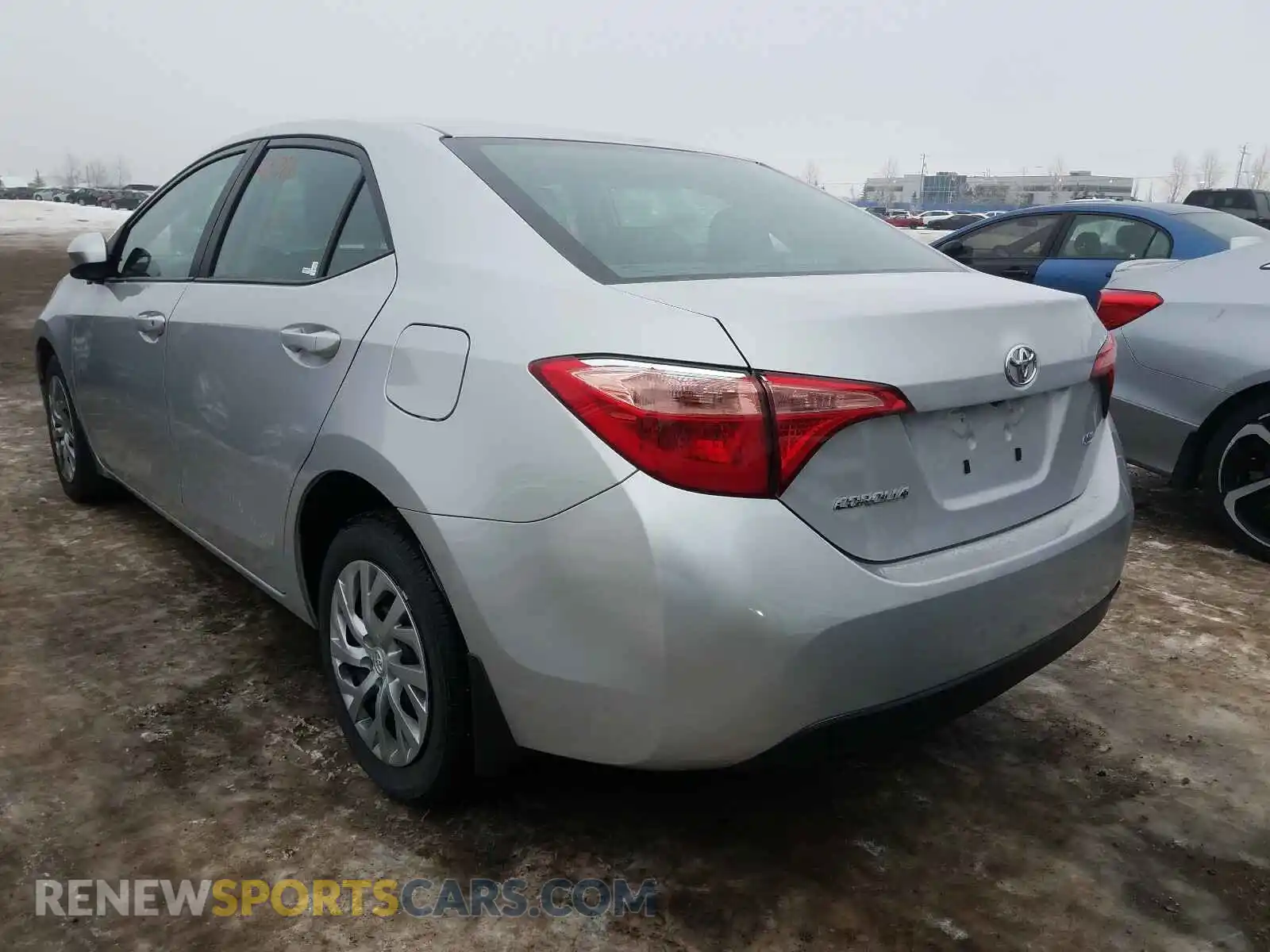 3 Photograph of a damaged car 2T1BURHE0KC236996 TOYOTA COROLLA 2019