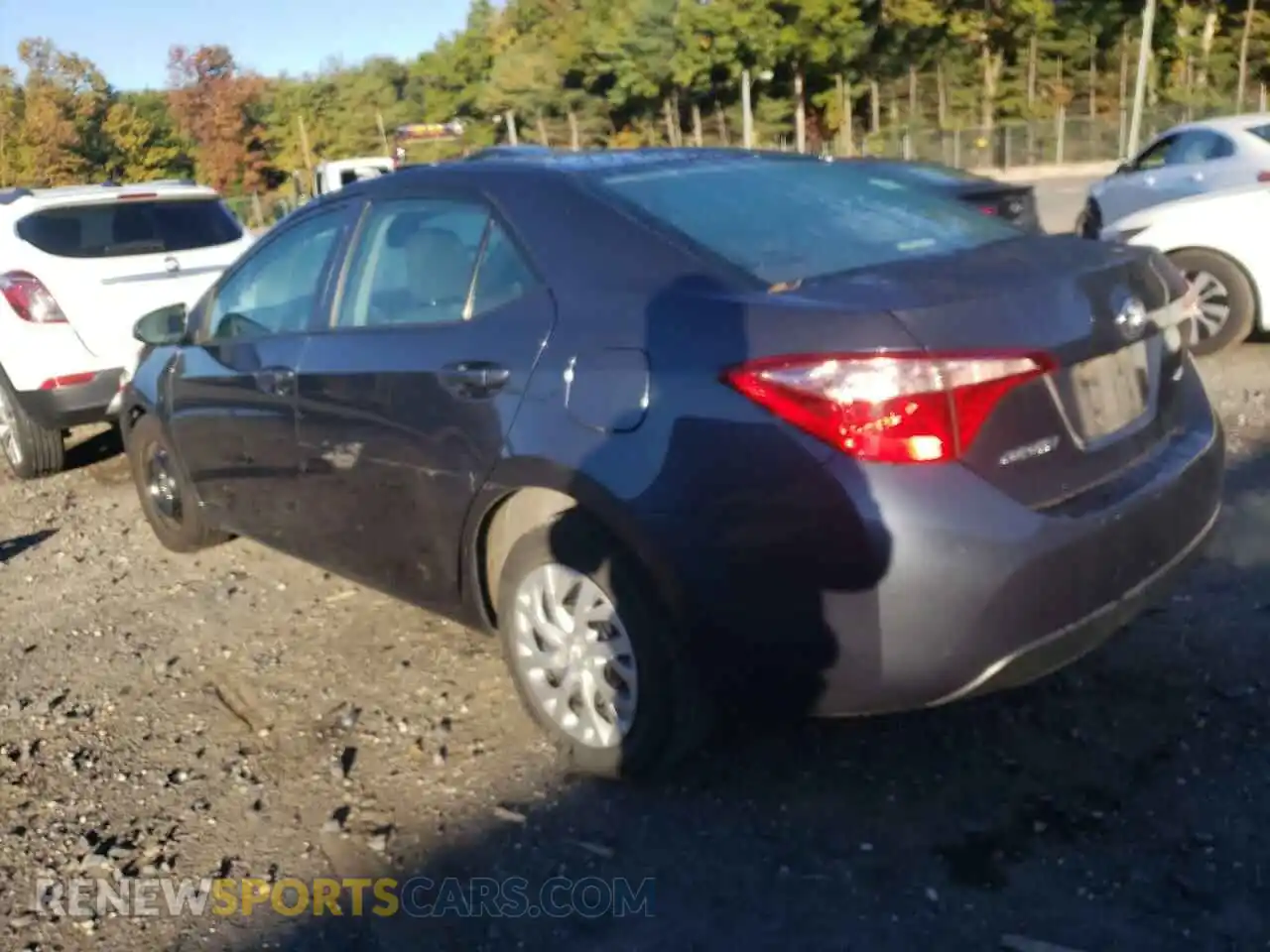 3 Photograph of a damaged car 2T1BURHE0KC240840 TOYOTA COROLLA 2019