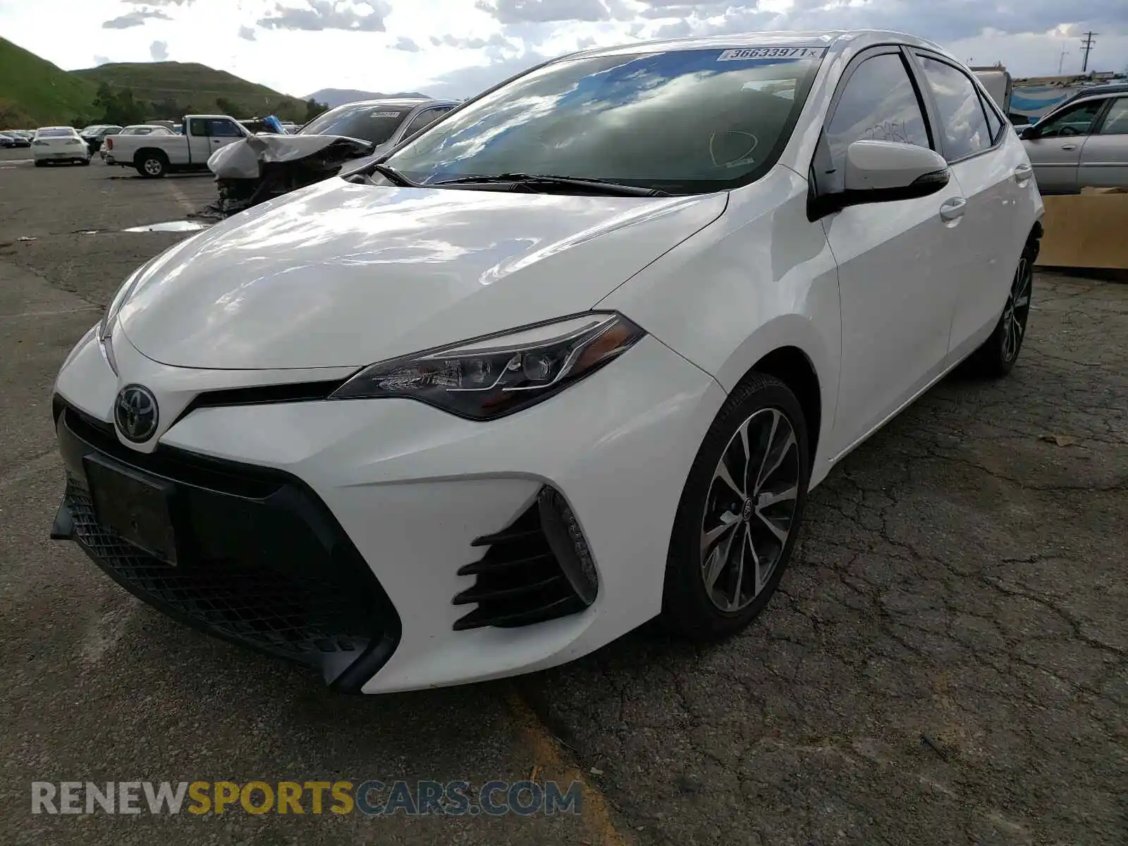 2 Photograph of a damaged car 2T1BURHE0KC243365 TOYOTA COROLLA 2019