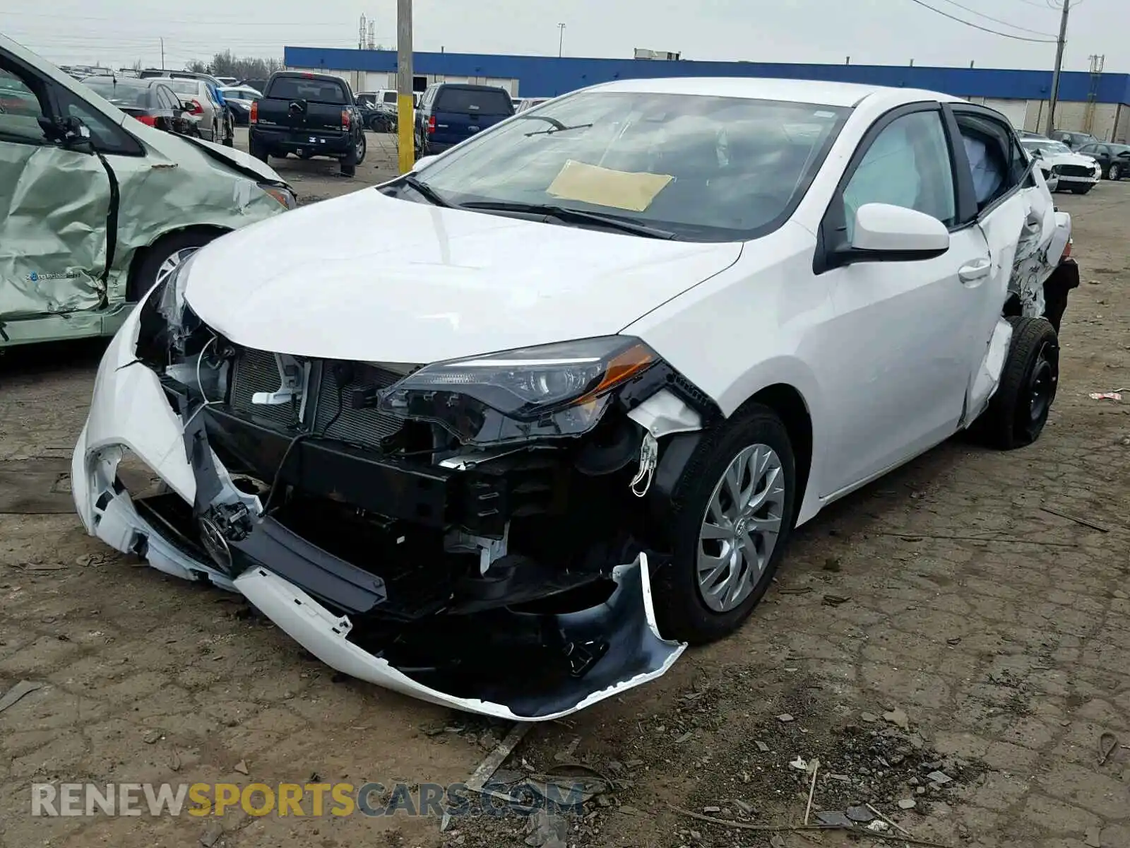 2 Photograph of a damaged car 2T1BURHE1KC126281 TOYOTA COROLLA 2019