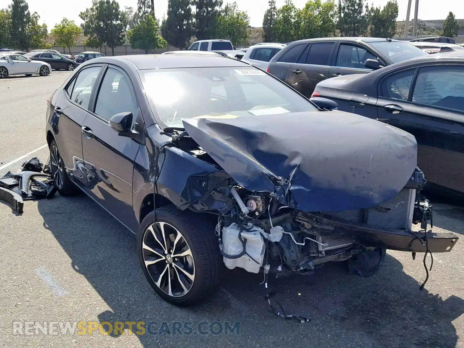 1 Photograph of a damaged car 2T1BURHE1KC126992 TOYOTA COROLLA 2019