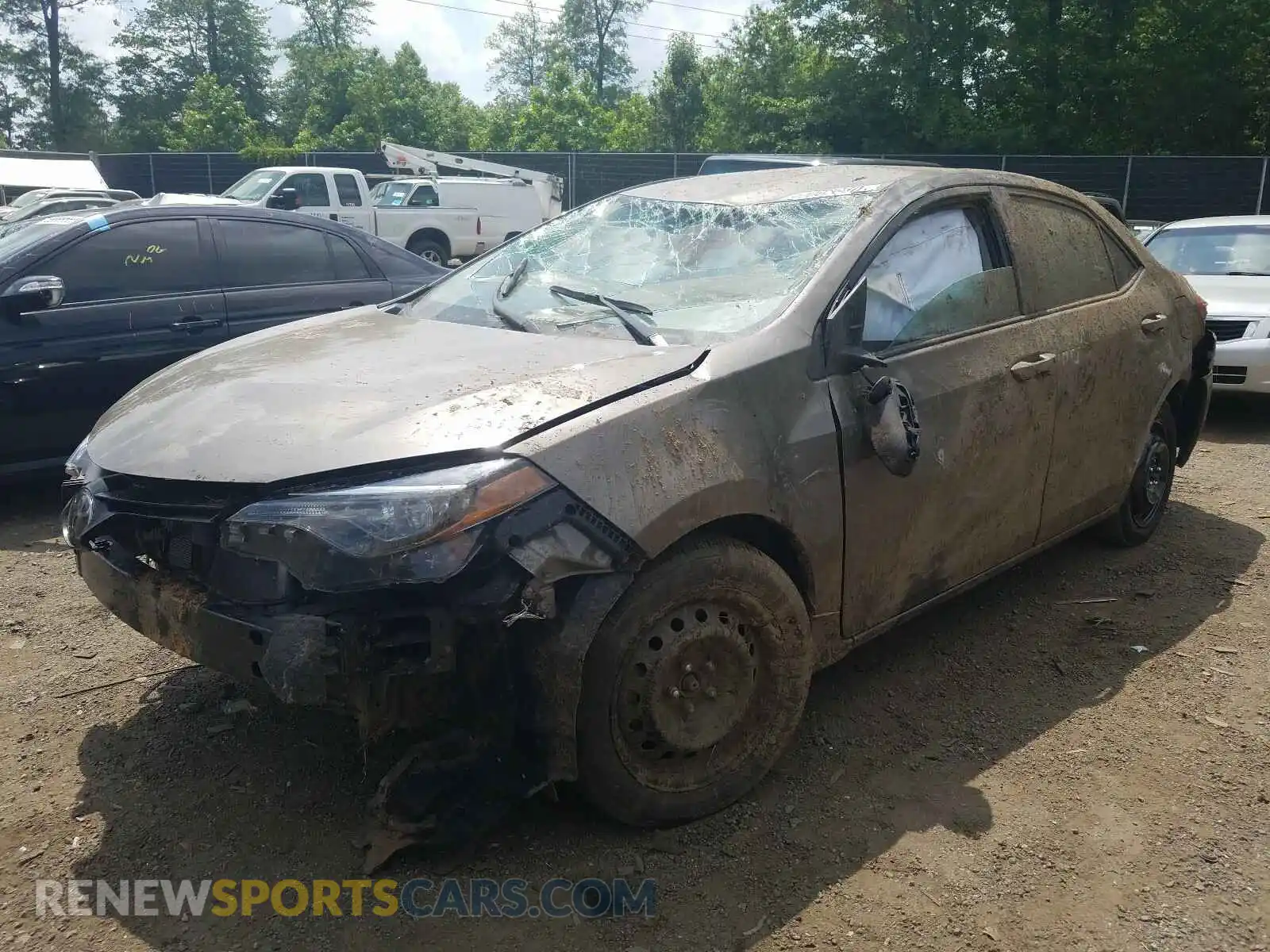 2 Photograph of a damaged car 2T1BURHE1KC136163 TOYOTA COROLLA 2019