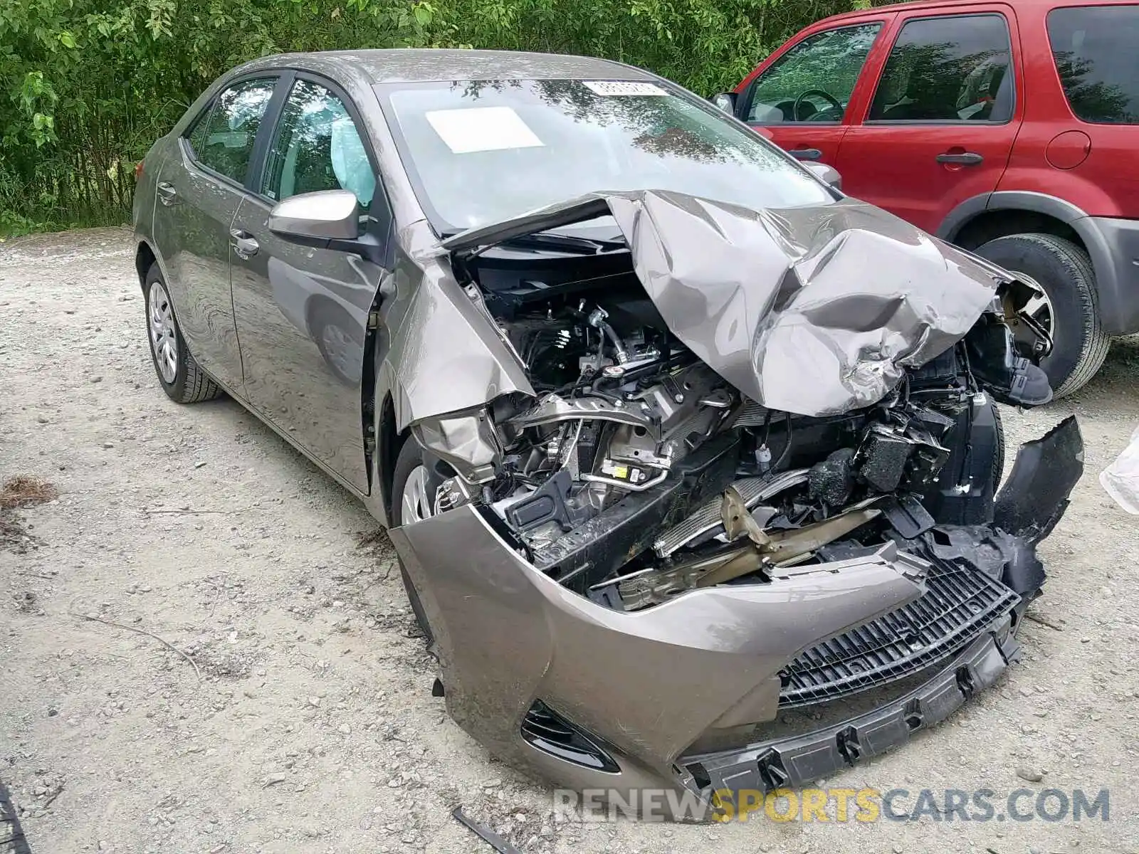 1 Фотография поврежденного автомобиля 2T1BURHE1KC142917 TOYOTA COROLLA 2019