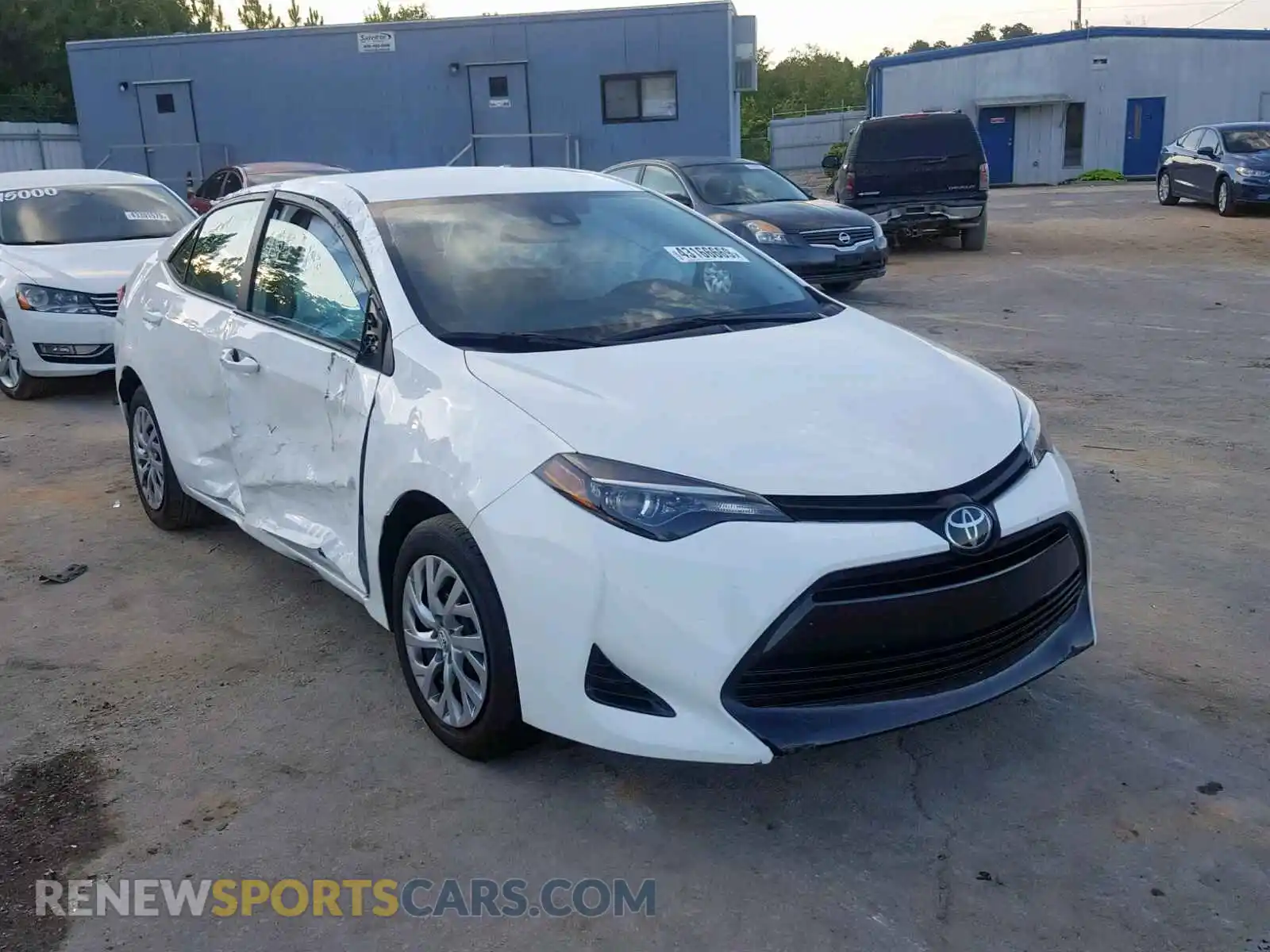 1 Photograph of a damaged car 2T1BURHE1KC143775 TOYOTA COROLLA 2019