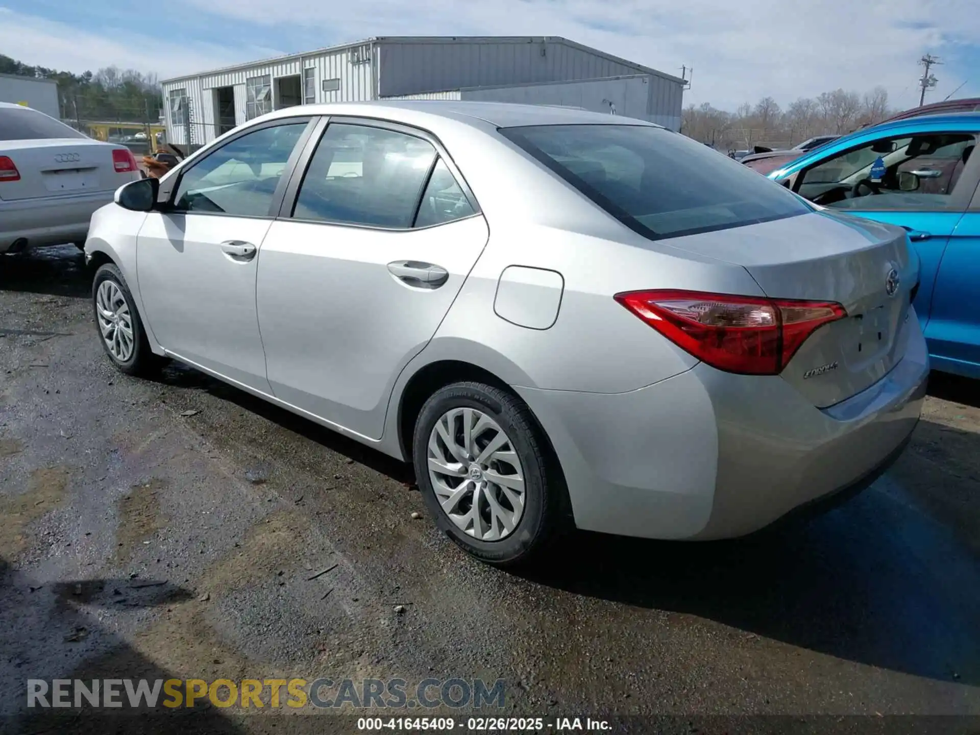 3 fotografías del automóvil dañado 2T1BURHE1KC156154 TOYOTA COROLLA 2019