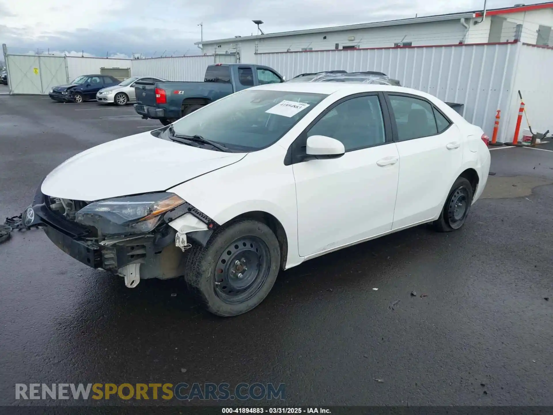 2 Photograph of a damaged car 2T1BURHE1KC163721 TOYOTA COROLLA 2019