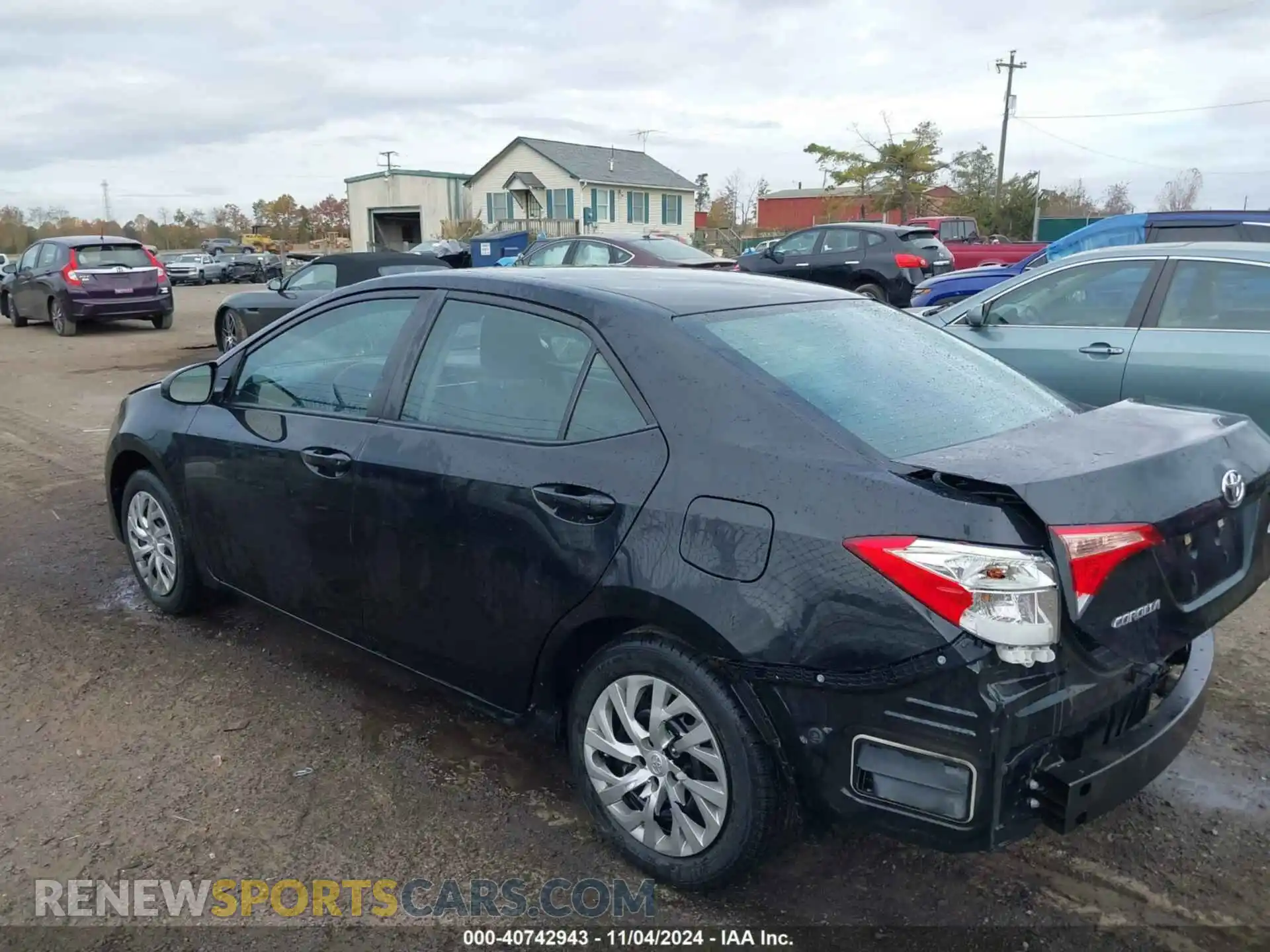 3 Photograph of a damaged car 2T1BURHE1KC164187 TOYOTA COROLLA 2019