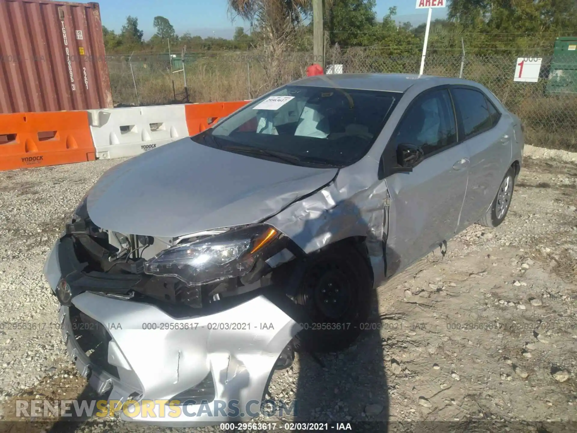 2 Photograph of a damaged car 2T1BURHE1KC171463 TOYOTA COROLLA 2019