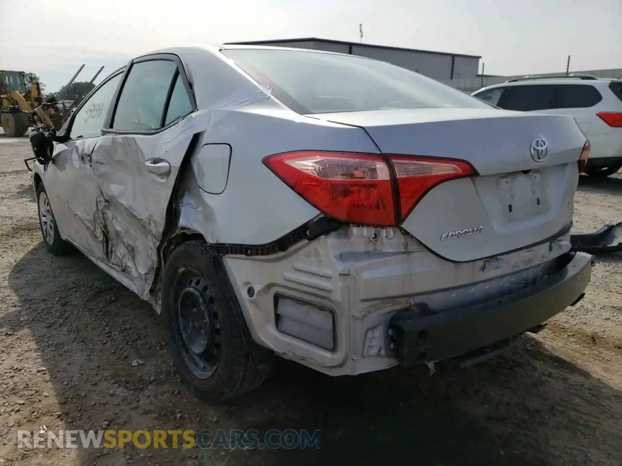 3 Photograph of a damaged car 2T1BURHE1KC173312 TOYOTA COROLLA 2019