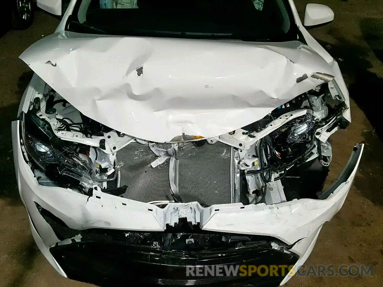 7 Photograph of a damaged car 2T1BURHE1KC176467 TOYOTA COROLLA 2019