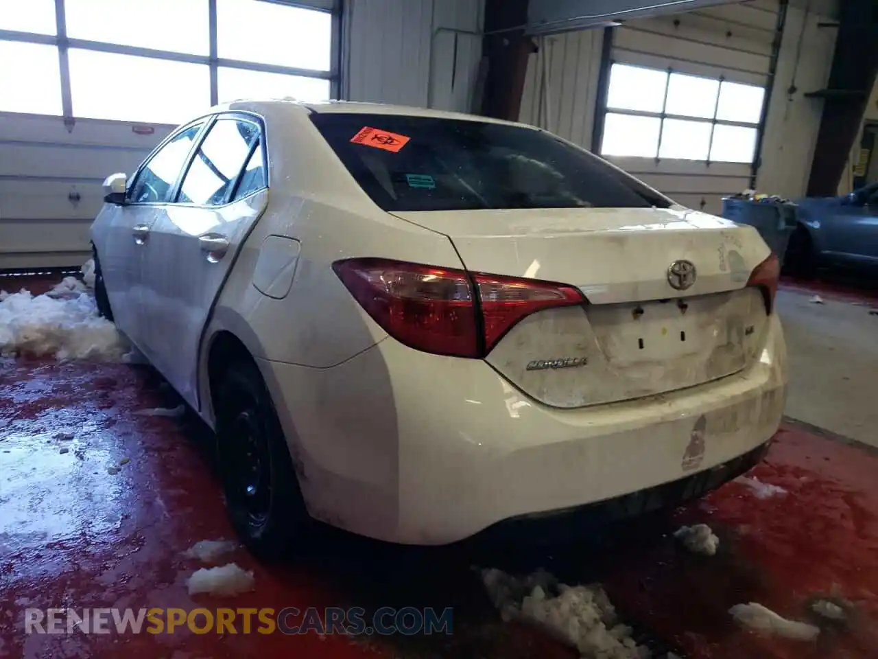 3 Photograph of a damaged car 2T1BURHE1KC179532 TOYOTA COROLLA 2019