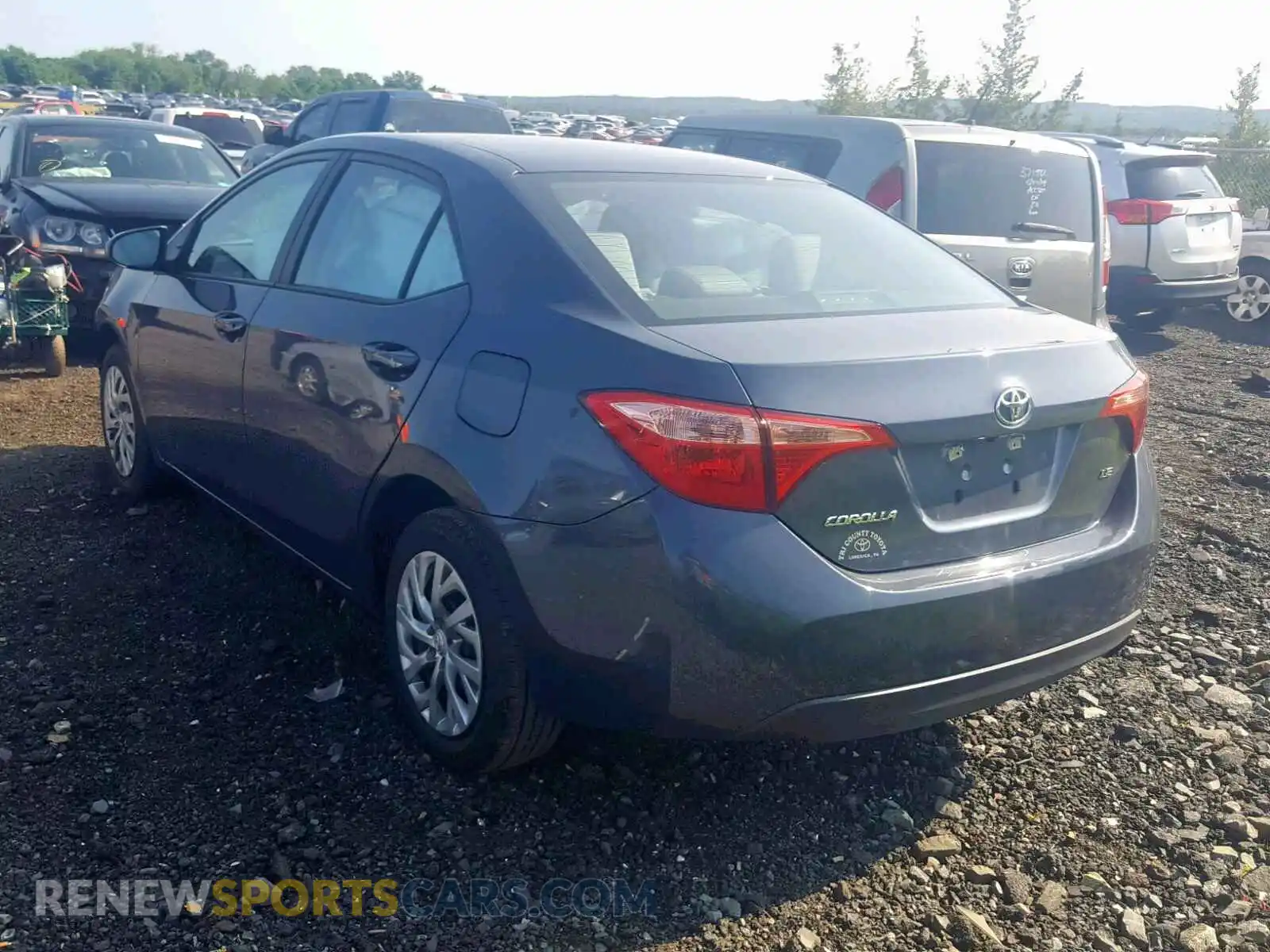 3 Photograph of a damaged car 2T1BURHE1KC186397 TOYOTA COROLLA 2019