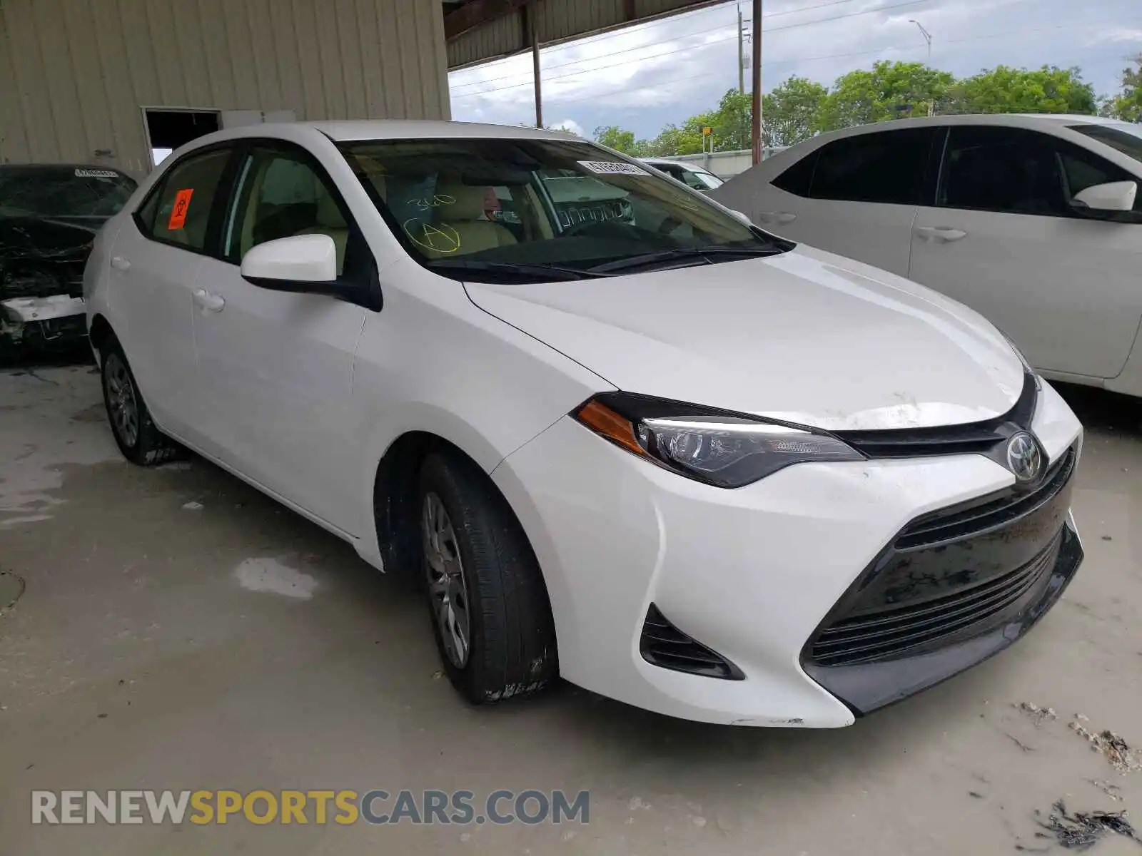 1 Photograph of a damaged car 2T1BURHE1KC190076 TOYOTA COROLLA 2019
