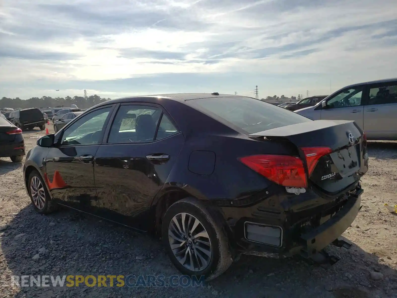 3 Photograph of a damaged car 2T1BURHE1KC190188 TOYOTA COROLLA 2019