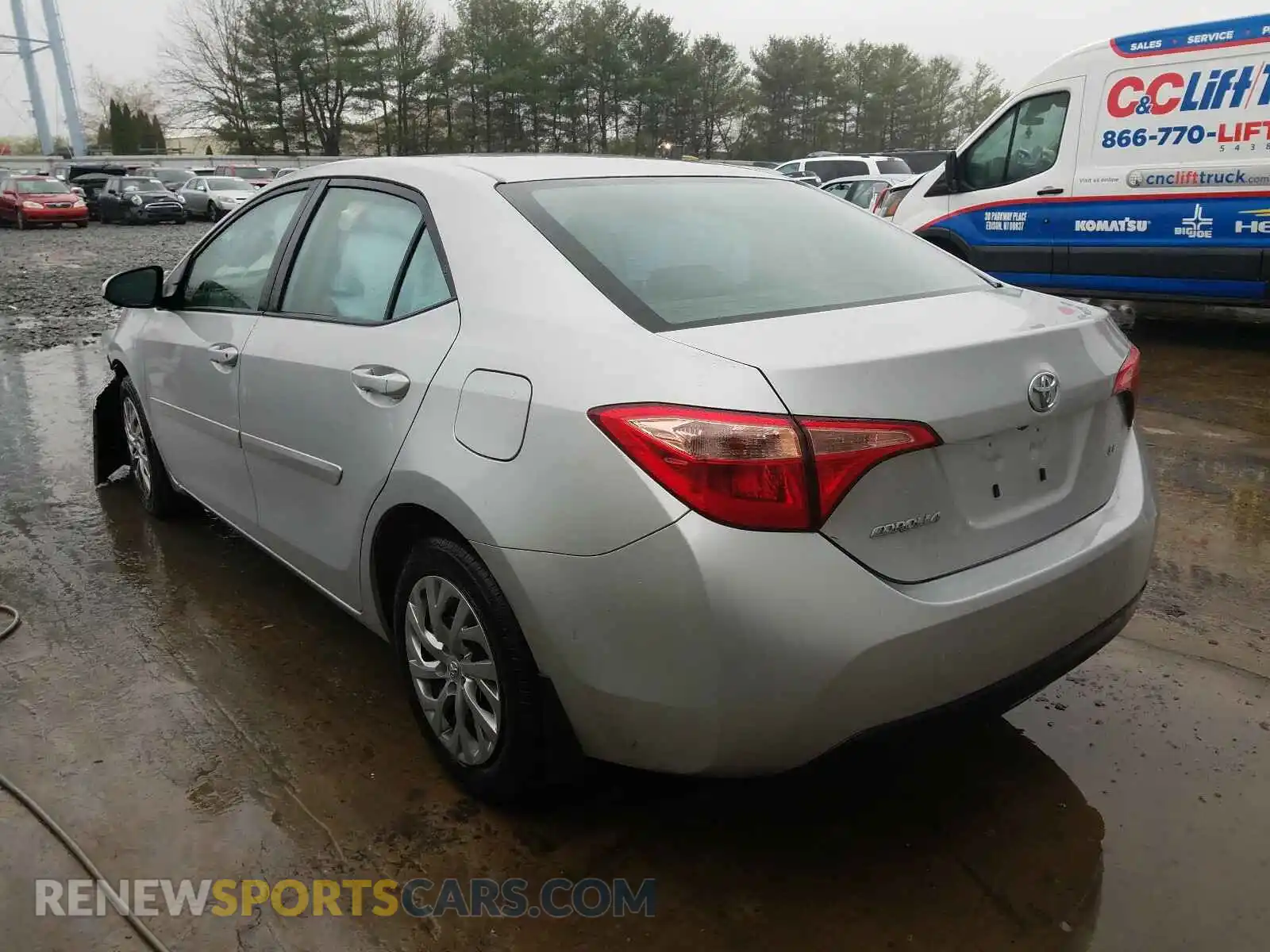 3 Photograph of a damaged car 2T1BURHE1KC192880 TOYOTA COROLLA 2019