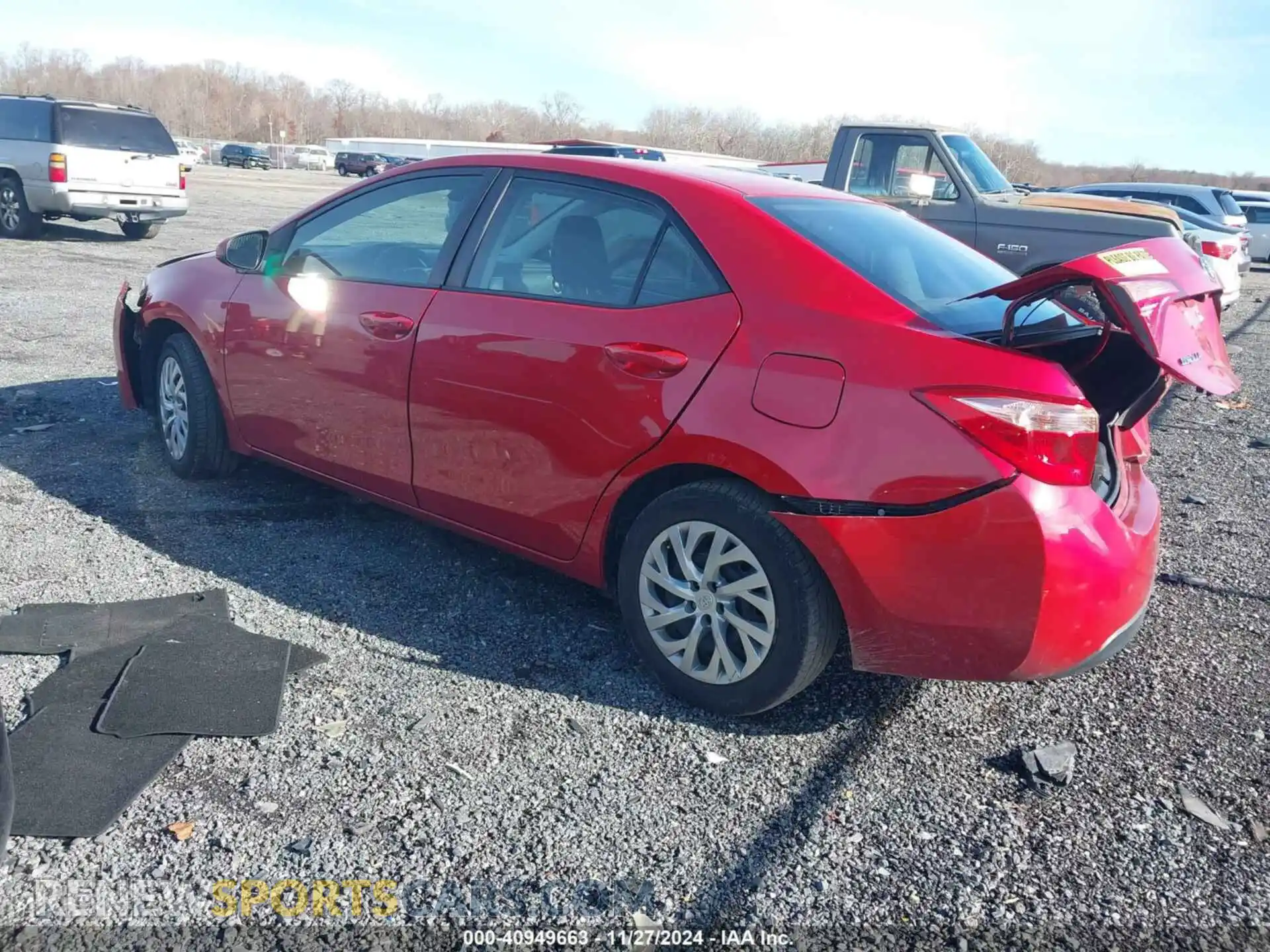 3 Photograph of a damaged car 2T1BURHE1KC194709 TOYOTA COROLLA 2019