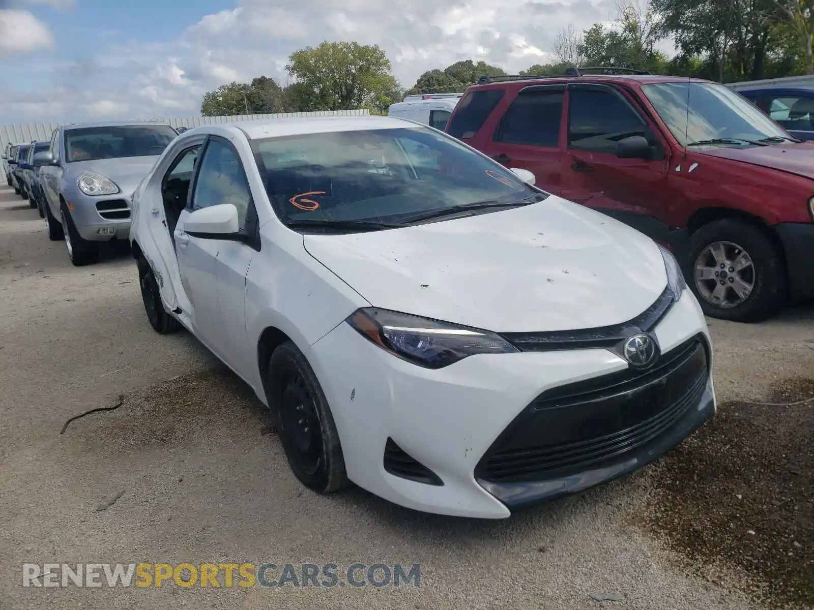 1 Photograph of a damaged car 2T1BURHE1KC202162 TOYOTA COROLLA 2019