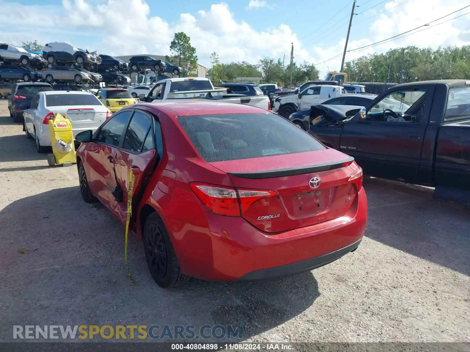 3 Photograph of a damaged car 2T1BURHE1KC212917 TOYOTA COROLLA 2019