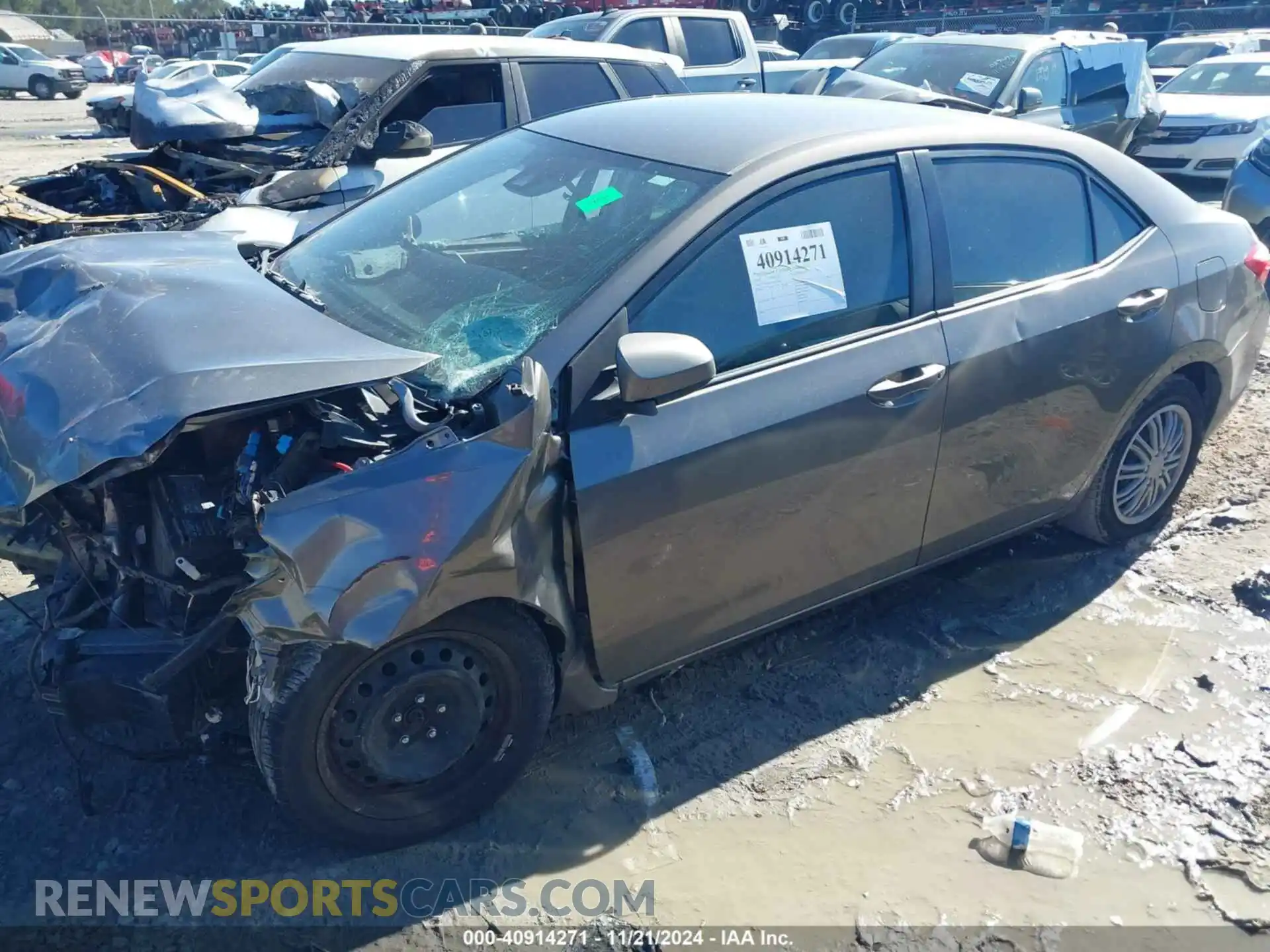 2 Photograph of a damaged car 2T1BURHE1KC225697 TOYOTA COROLLA 2019