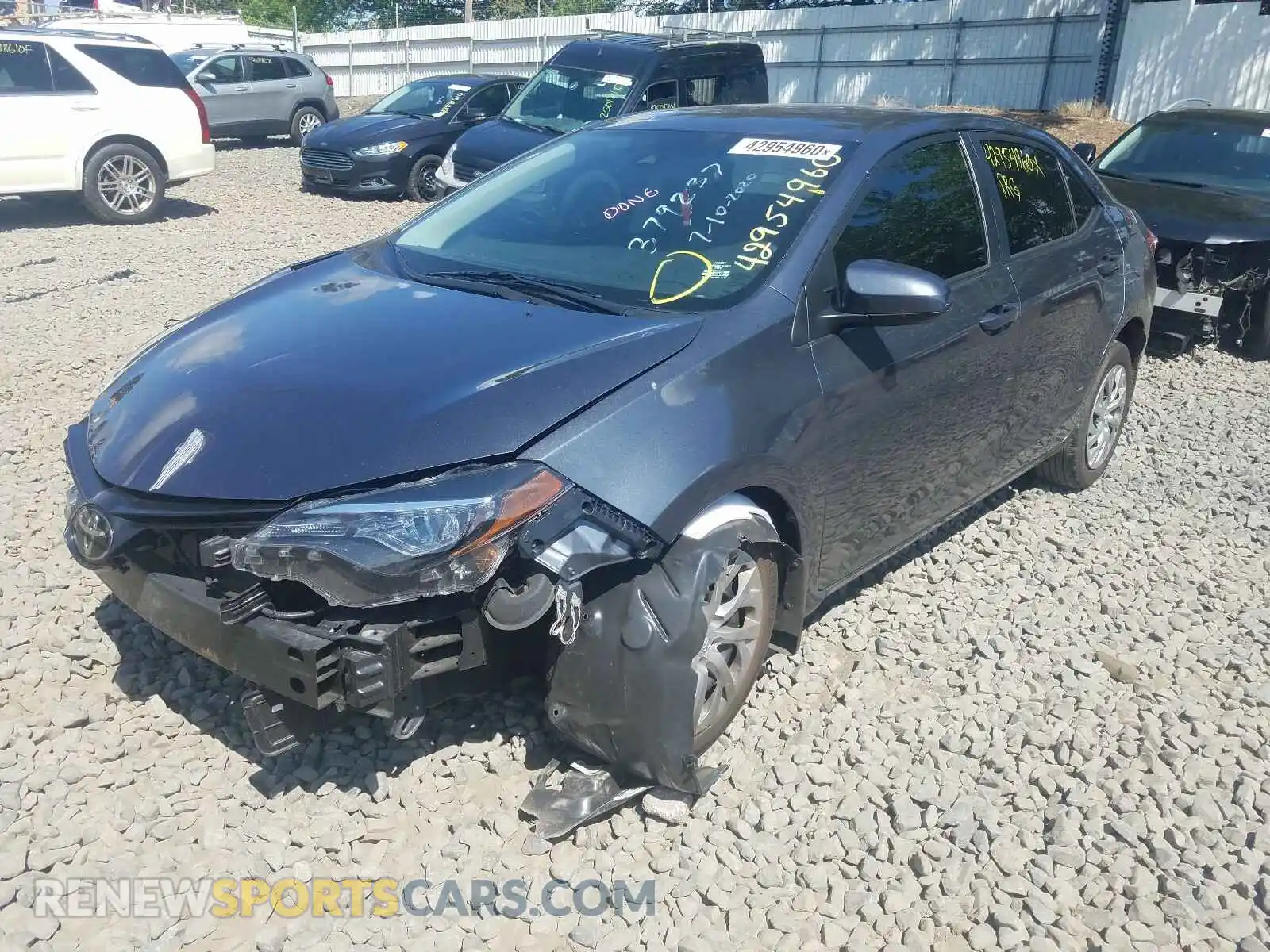 2 Photograph of a damaged car 2T1BURHE1KC226462 TOYOTA COROLLA 2019