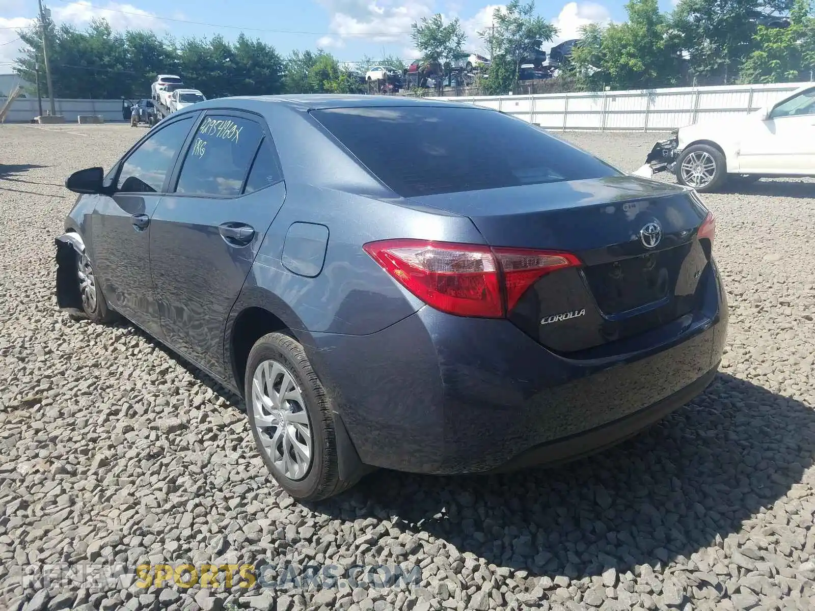3 Photograph of a damaged car 2T1BURHE1KC226462 TOYOTA COROLLA 2019