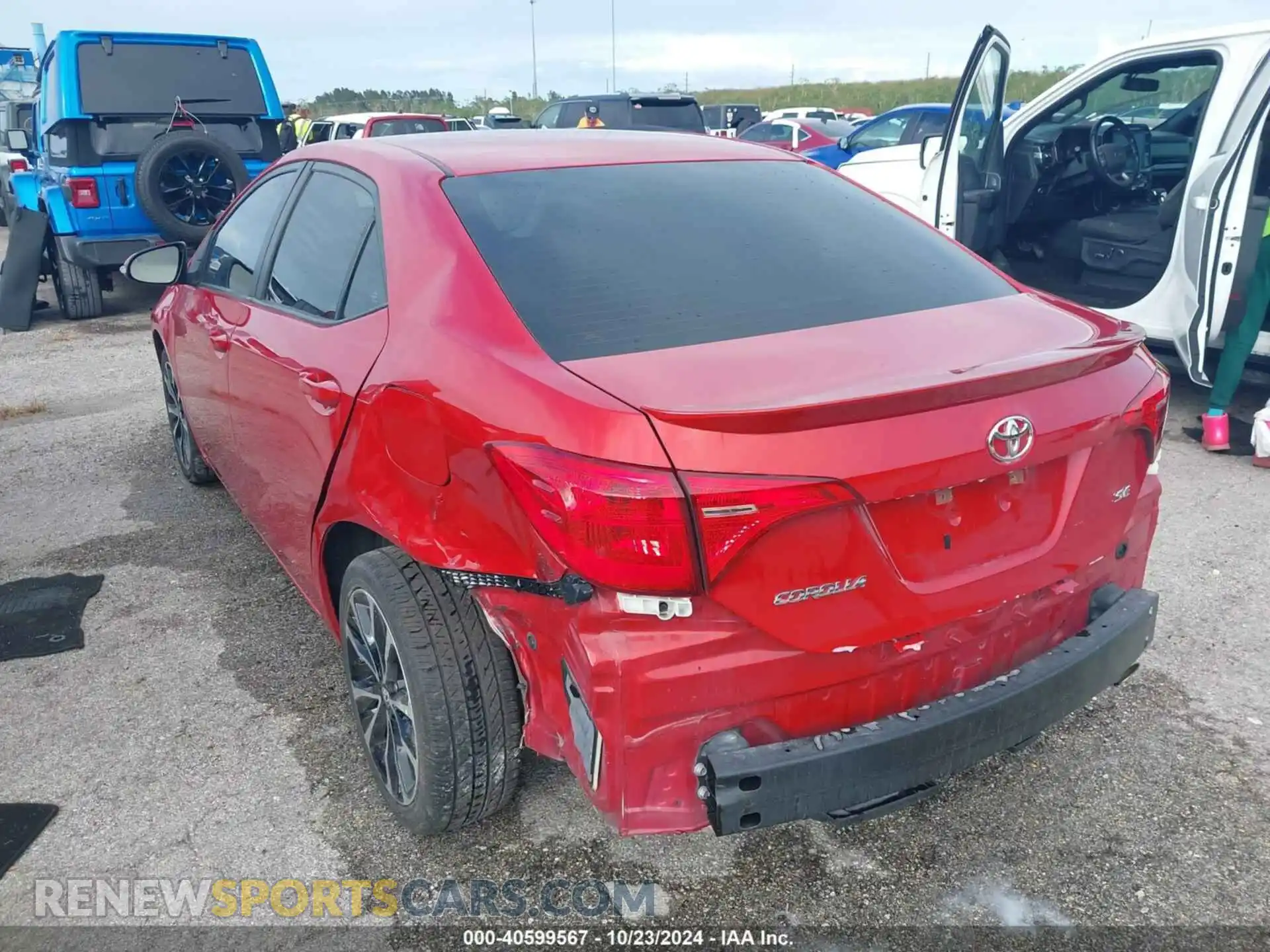3 Photograph of a damaged car 2T1BURHE1KC226865 TOYOTA COROLLA 2019