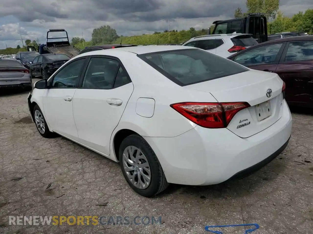 2 fotografías del automóvil dañado 2T1BURHE1KC227983 TOYOTA COROLLA 2019