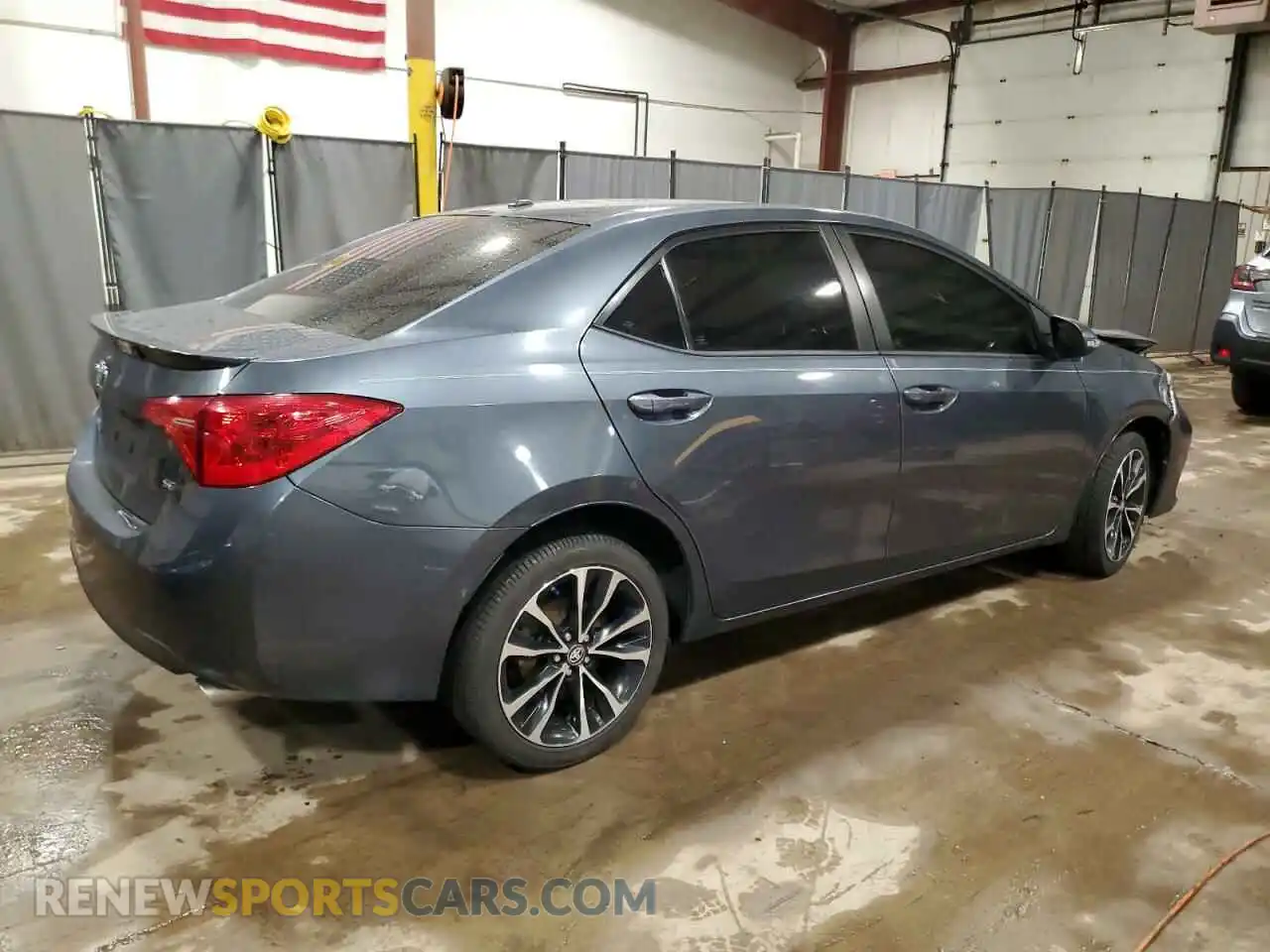 3 Photograph of a damaged car 2T1BURHE1KC231306 TOYOTA COROLLA 2019