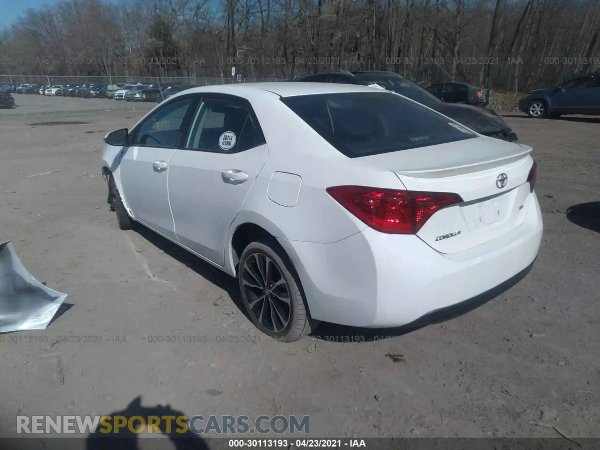 3 Photograph of a damaged car 2T1BURHE1KC246131 TOYOTA COROLLA 2019