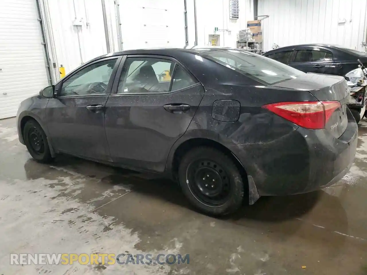 2 Photograph of a damaged car 2T1BURHE2KC136527 TOYOTA COROLLA 2019