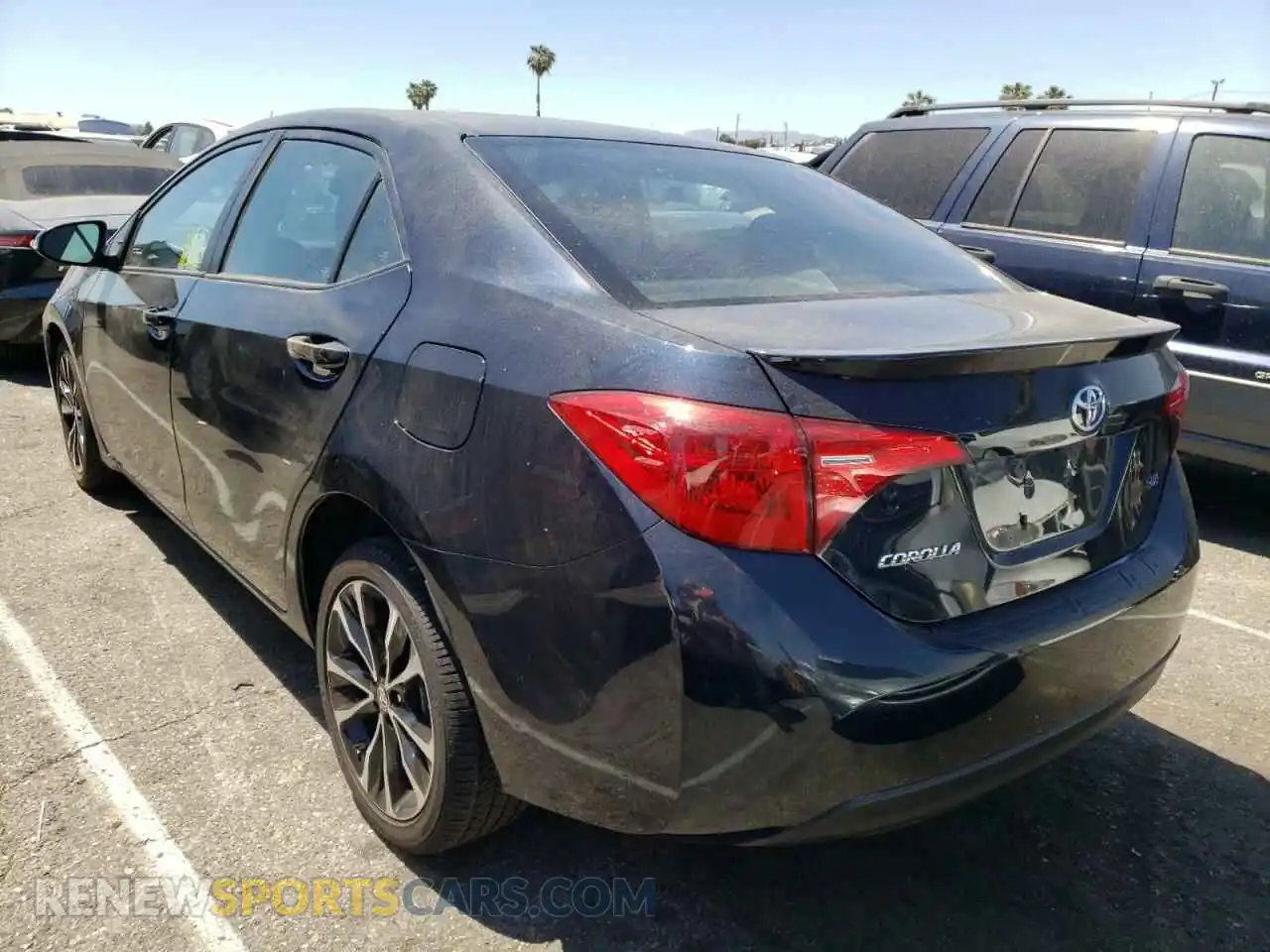 3 Photograph of a damaged car 2T1BURHE2KC144689 TOYOTA COROLLA 2019