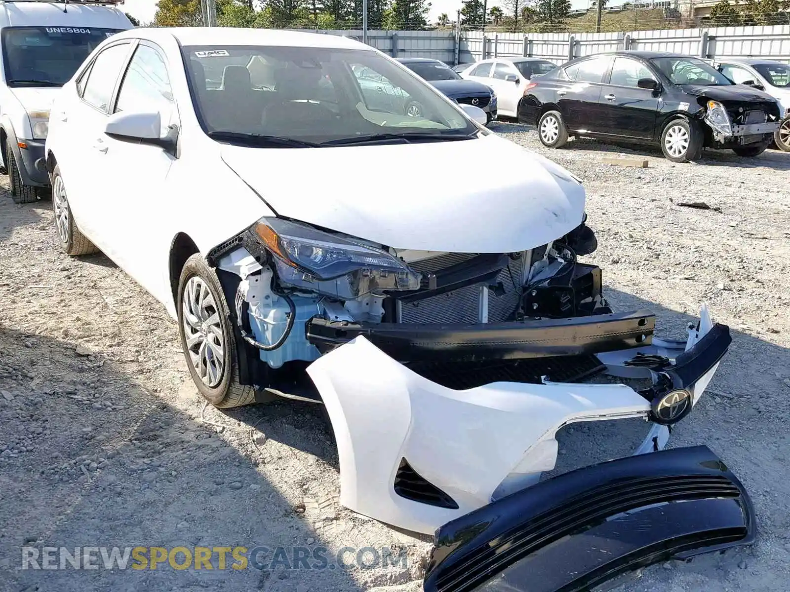 1 Photograph of a damaged car 2T1BURHE2KC154140 TOYOTA COROLLA 2019