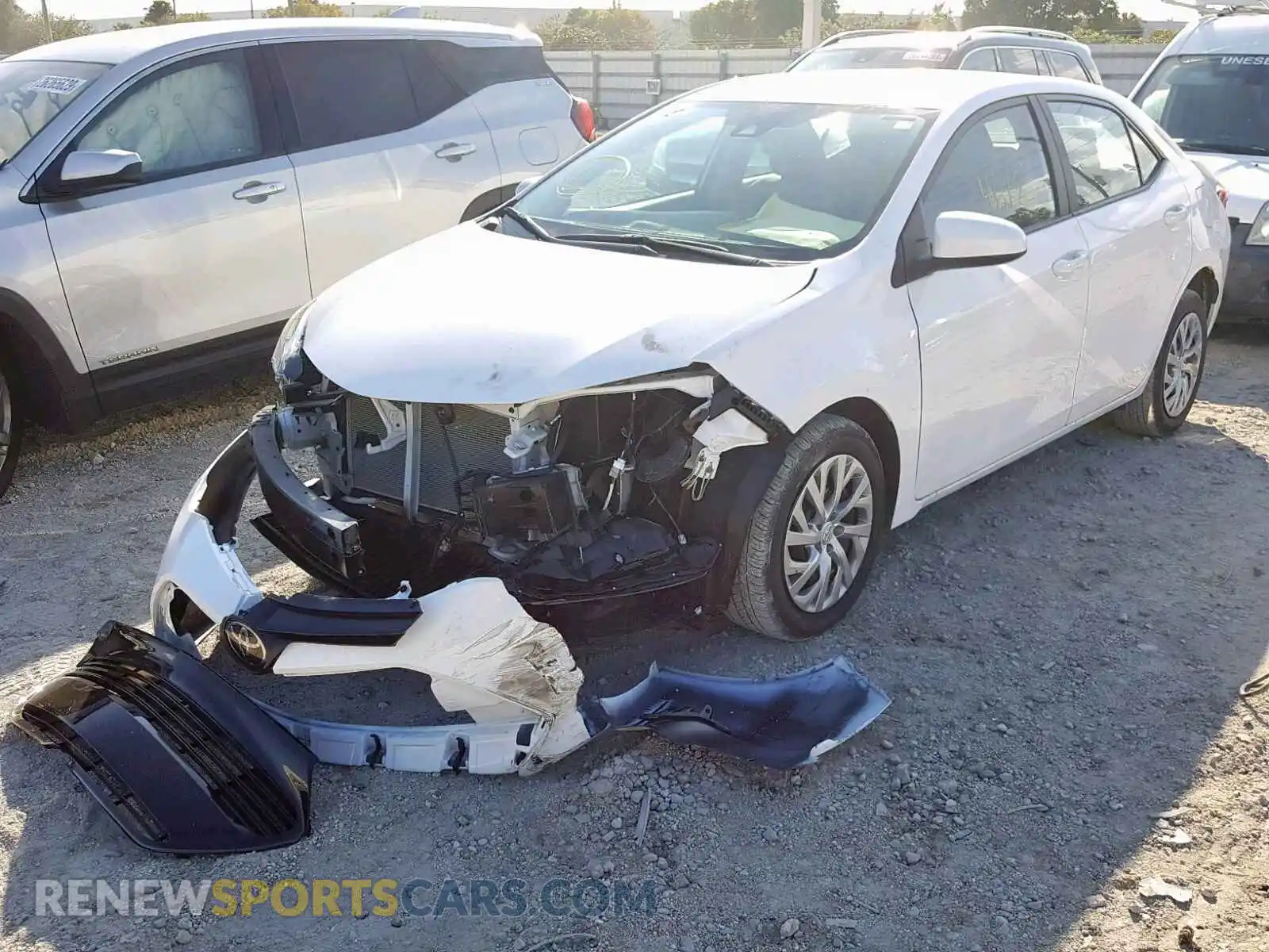 2 Photograph of a damaged car 2T1BURHE2KC154140 TOYOTA COROLLA 2019