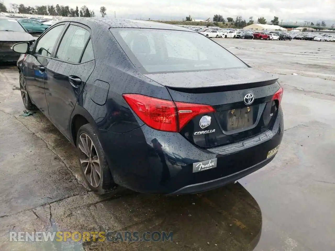 2 fotografías del automóvil dañado 2T1BURHE2KC157443 TOYOTA COROLLA 2019