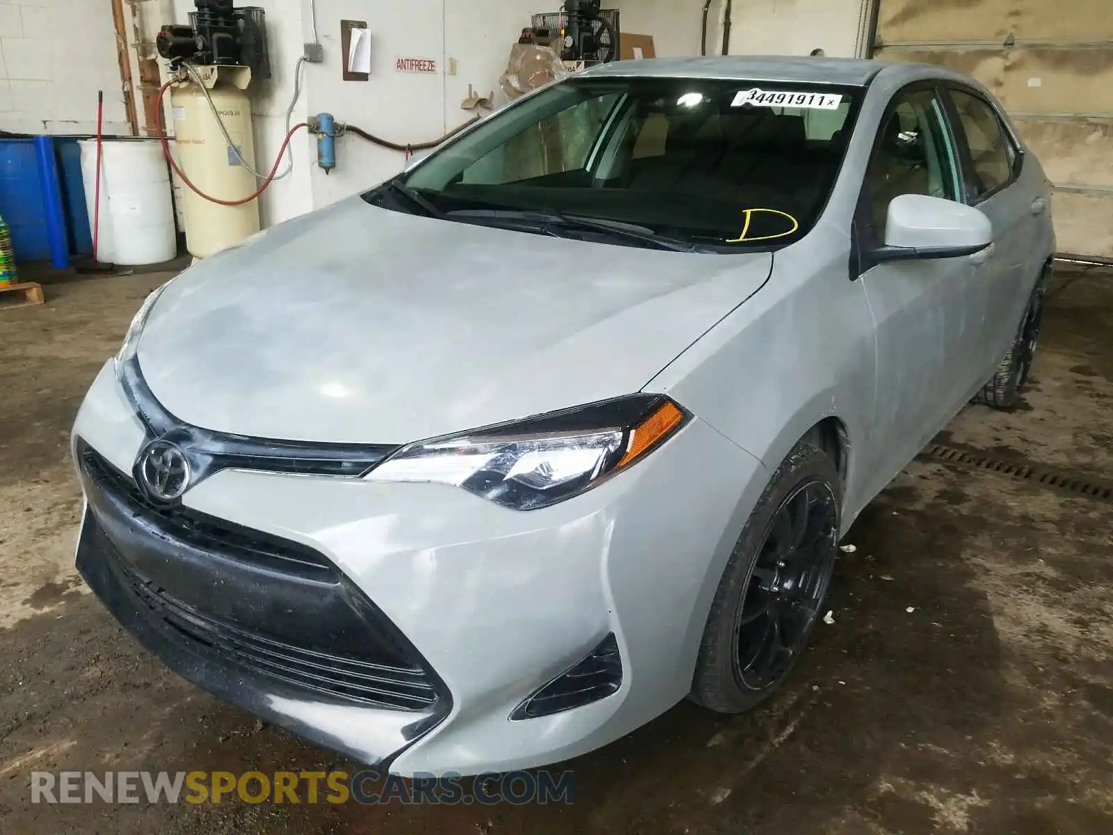 2 fotografías del automóvil dañado 2T1BURHE2KC157846 TOYOTA COROLLA 2019