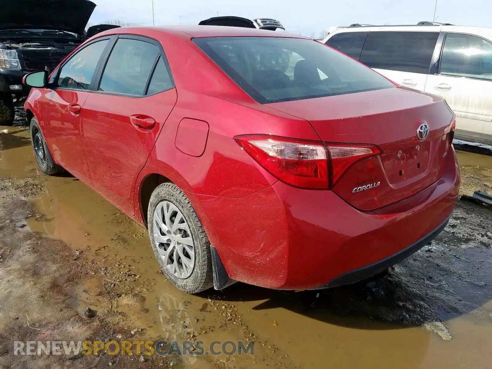 3 Photograph of a damaged car 2T1BURHE2KC158446 TOYOTA COROLLA 2019