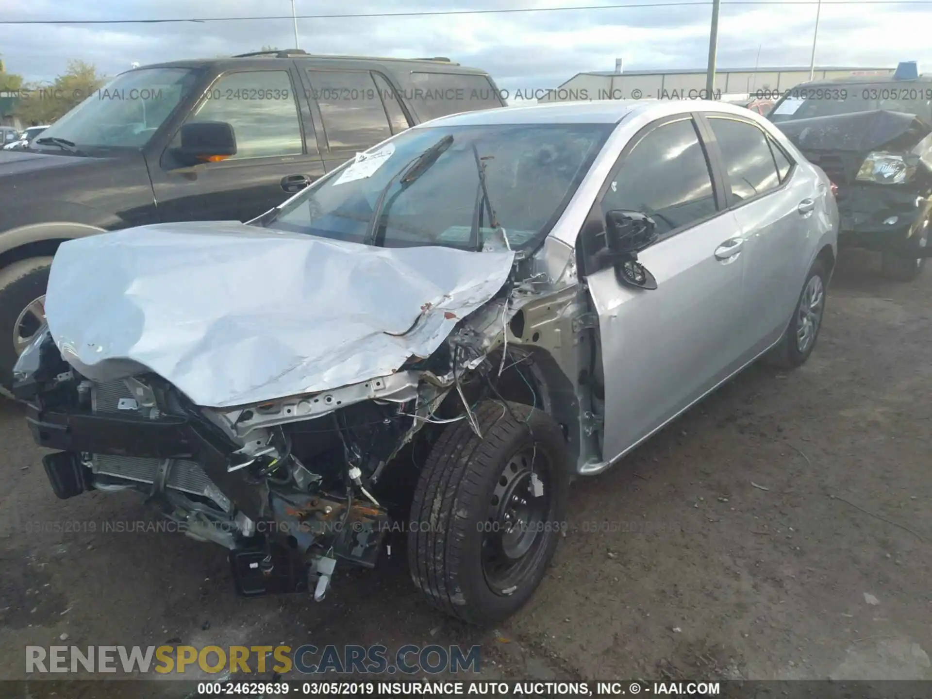 2 Photograph of a damaged car 2T1BURHE2KC171259 TOYOTA COROLLA 2019