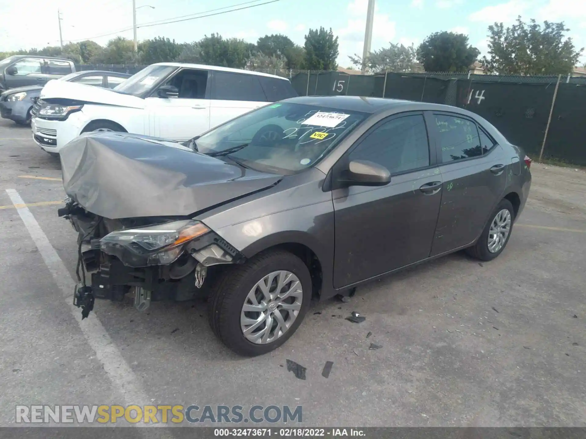 2 Photograph of a damaged car 2T1BURHE2KC172735 TOYOTA COROLLA 2019