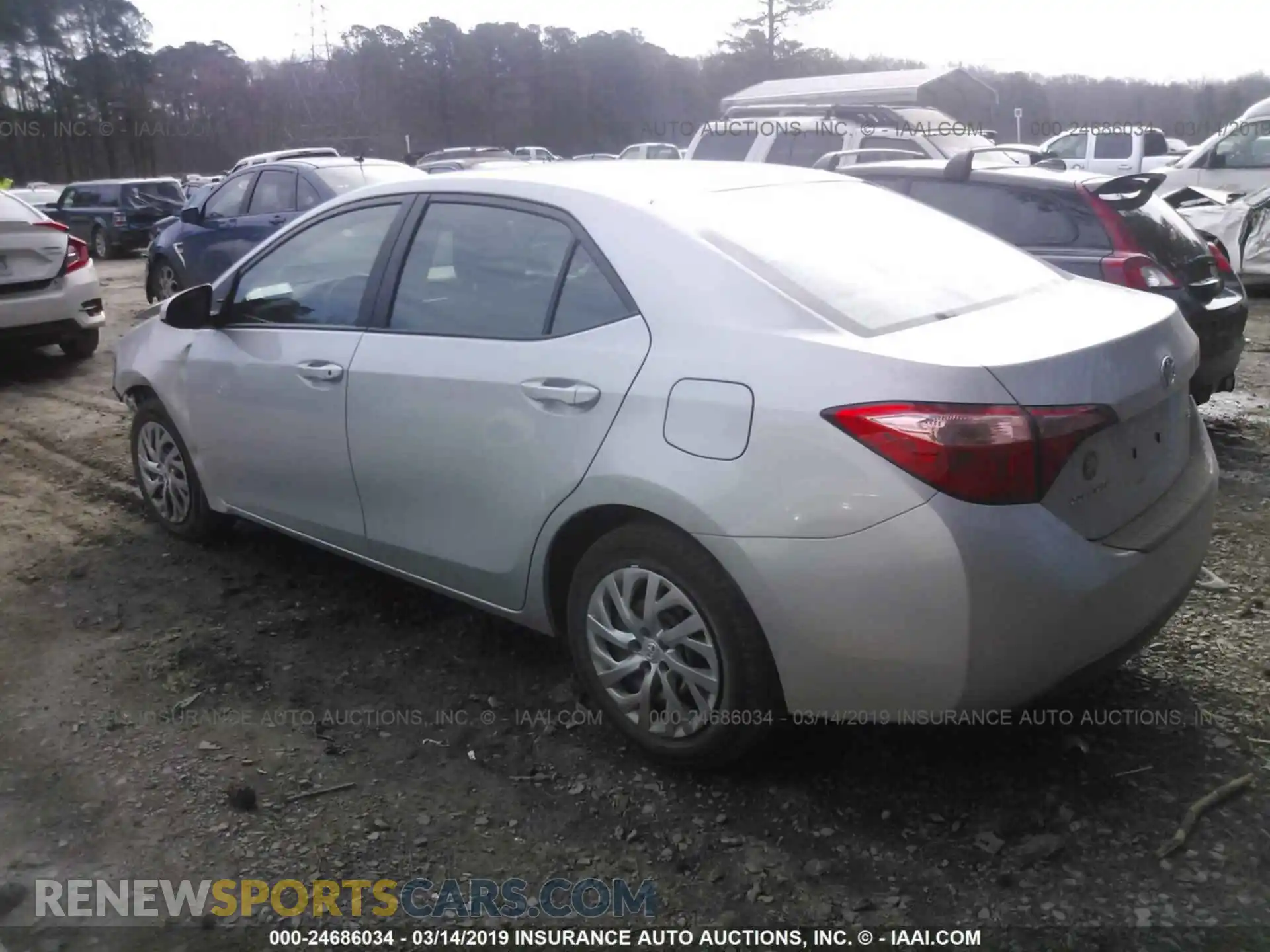 3 Photograph of a damaged car 2T1BURHE2KC175442 TOYOTA COROLLA 2019