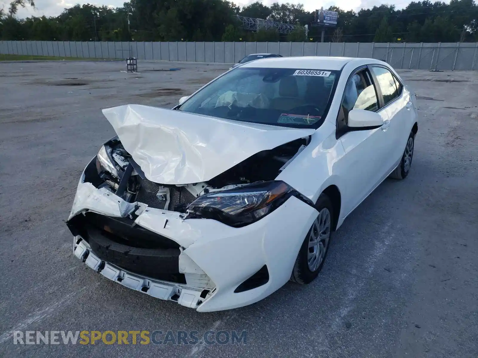 2 Photograph of a damaged car 2T1BURHE2KC175456 TOYOTA COROLLA 2019