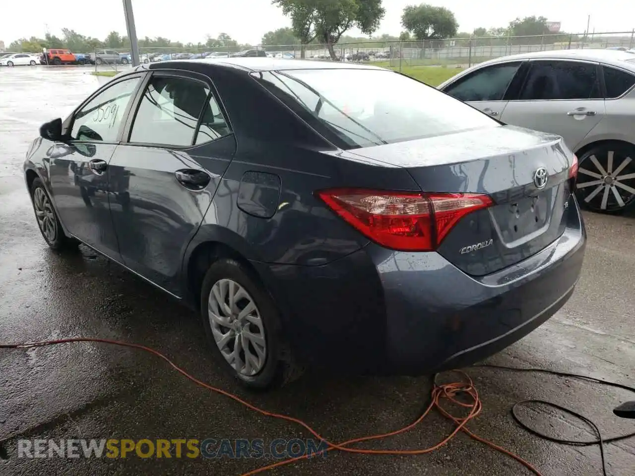 3 Photograph of a damaged car 2T1BURHE2KC179183 TOYOTA COROLLA 2019