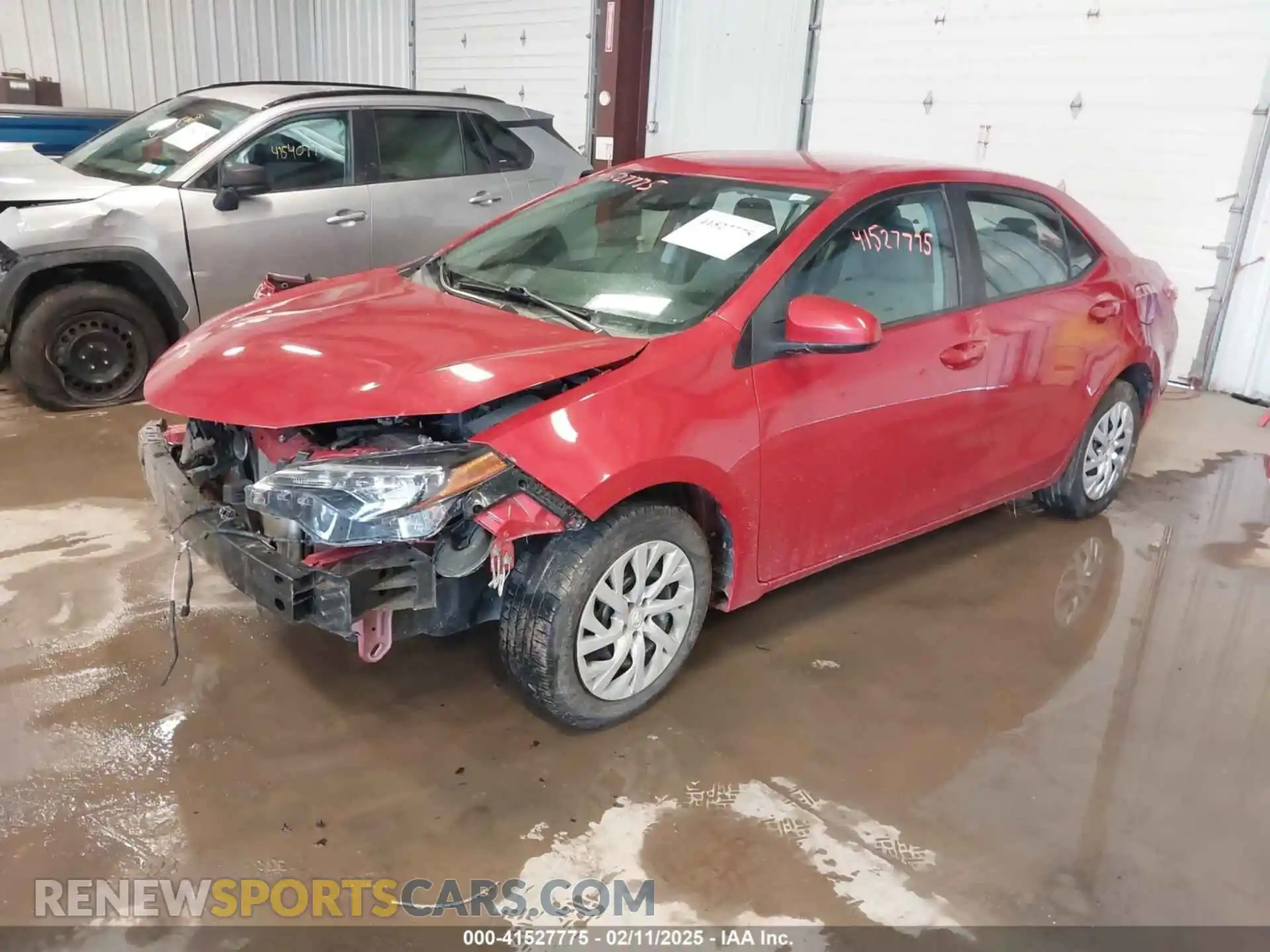 2 Photograph of a damaged car 2T1BURHE2KC181404 TOYOTA COROLLA 2019